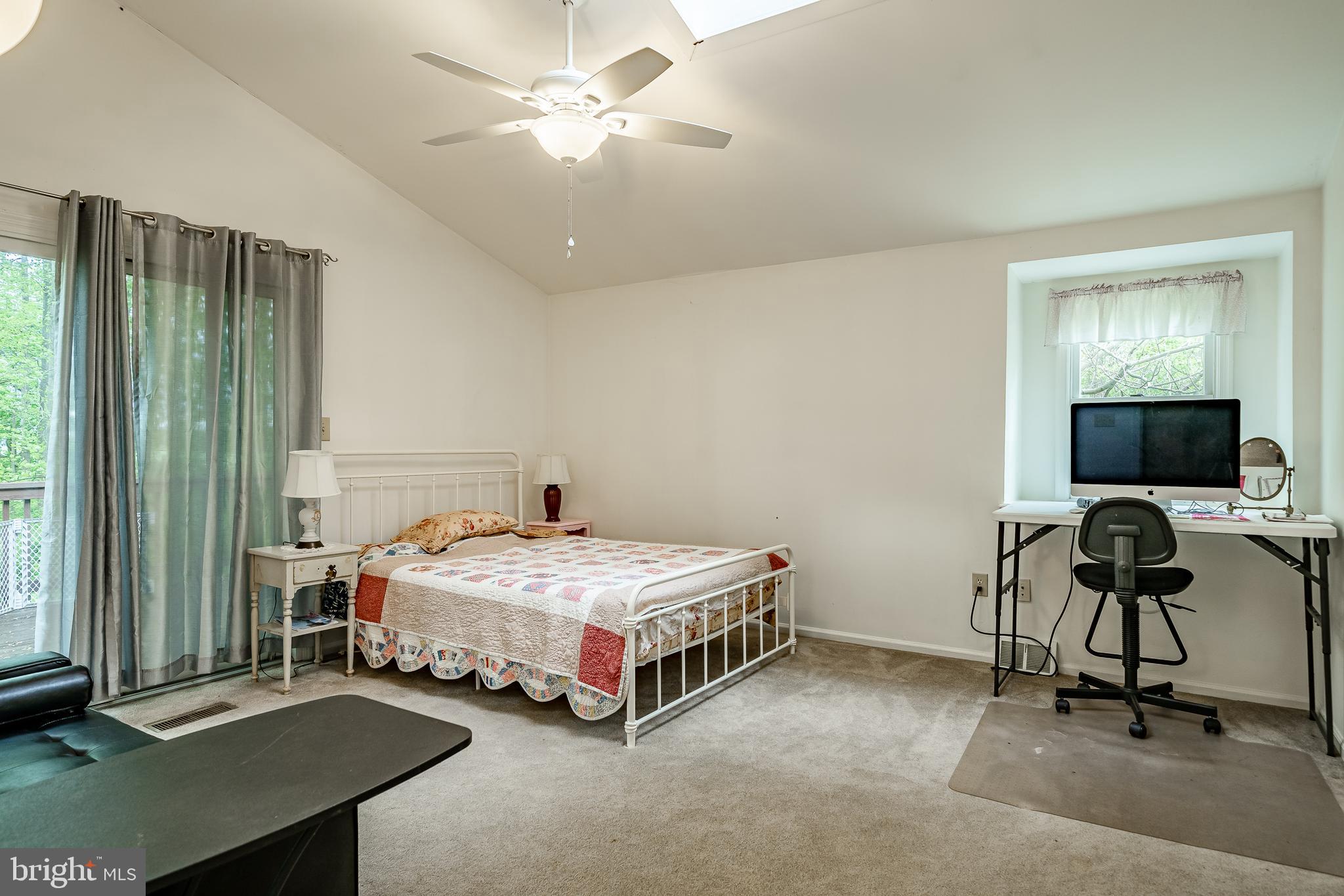 CHESHIRE HUNT - Residential