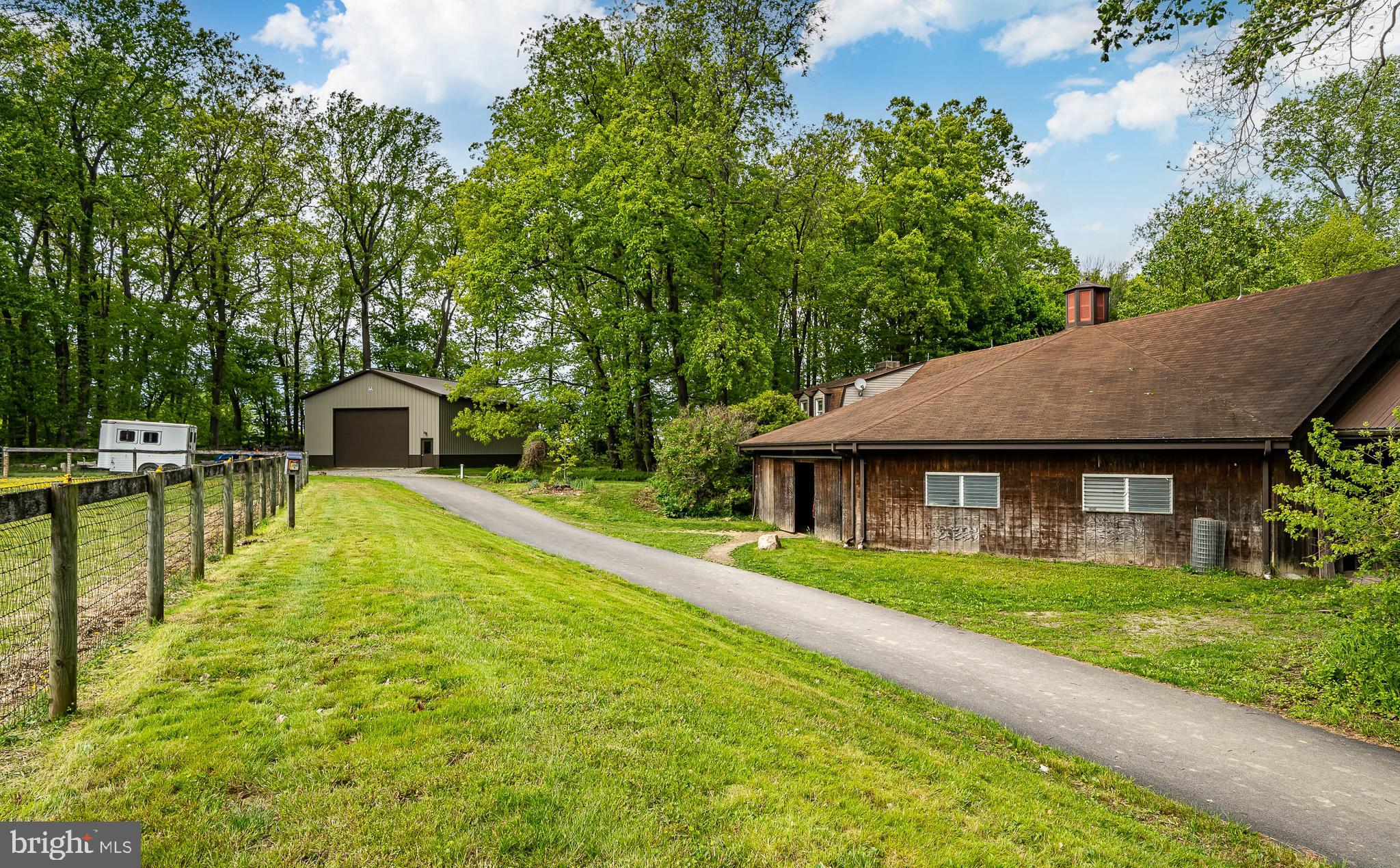 CHESHIRE HUNT - Residential