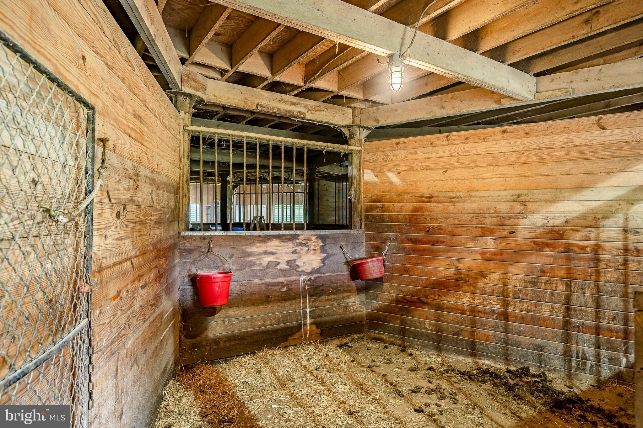 CHESHIRE HUNT - Residential