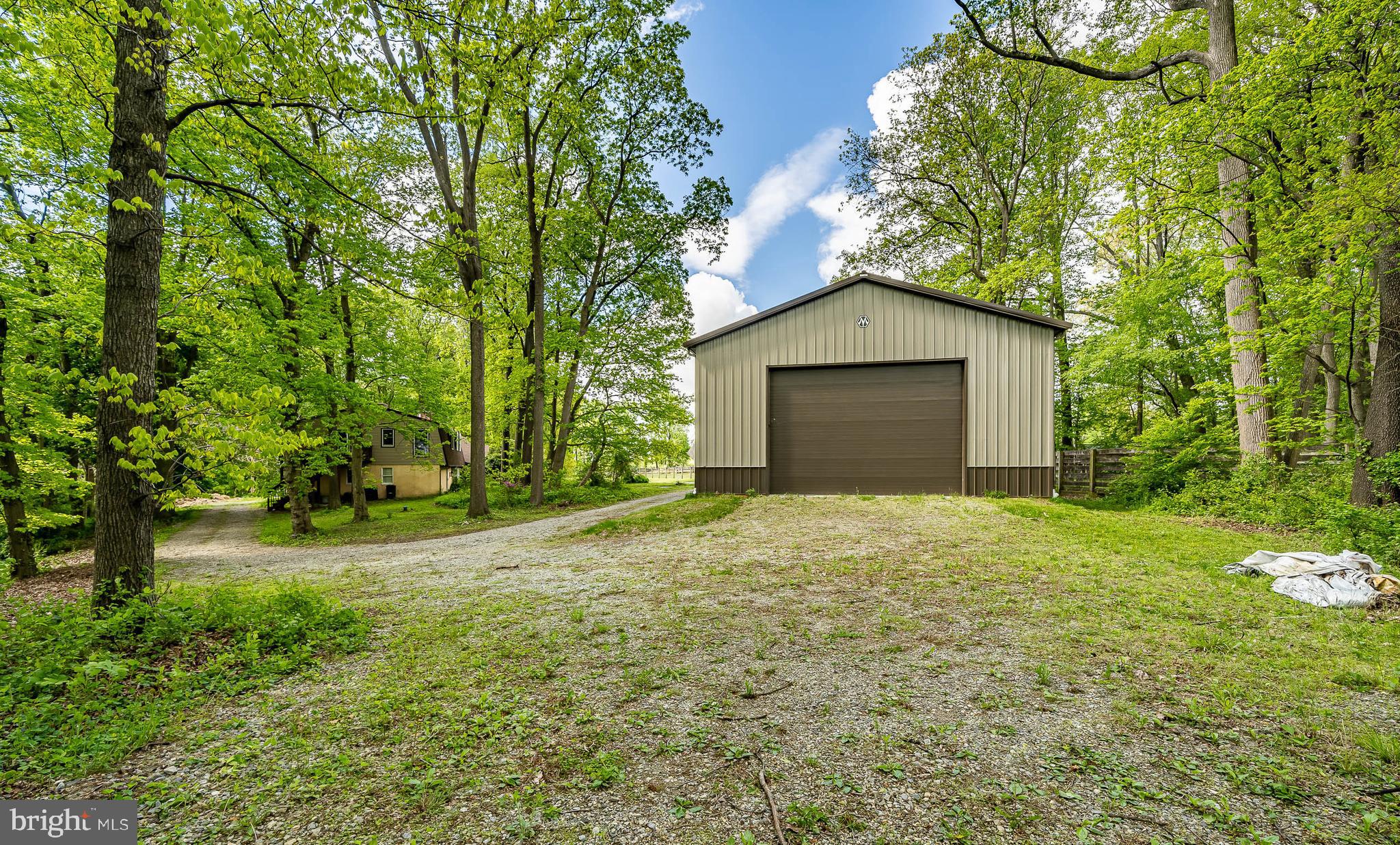 CHESHIRE HUNT - Residential