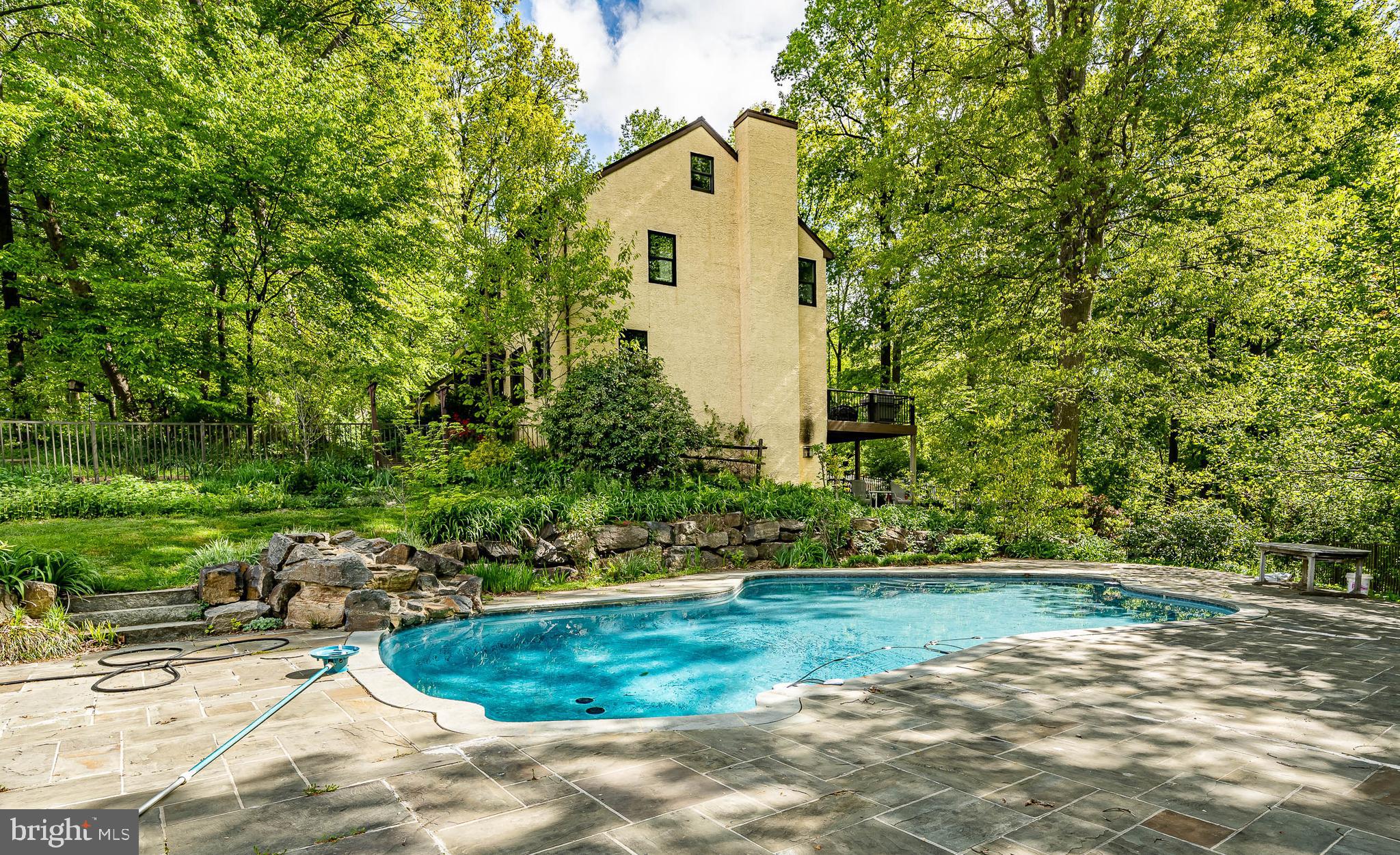 CHESHIRE HUNT - Residential