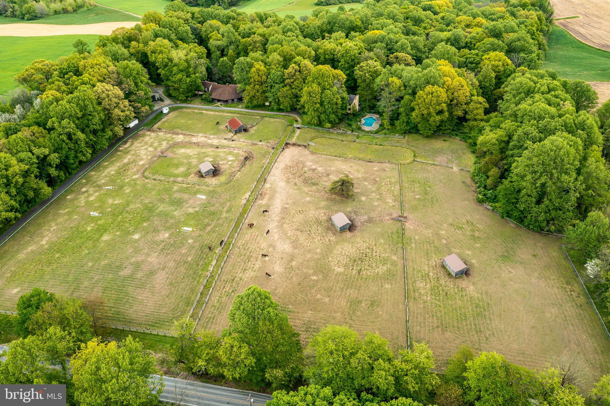 CHESHIRE HUNT - Residential