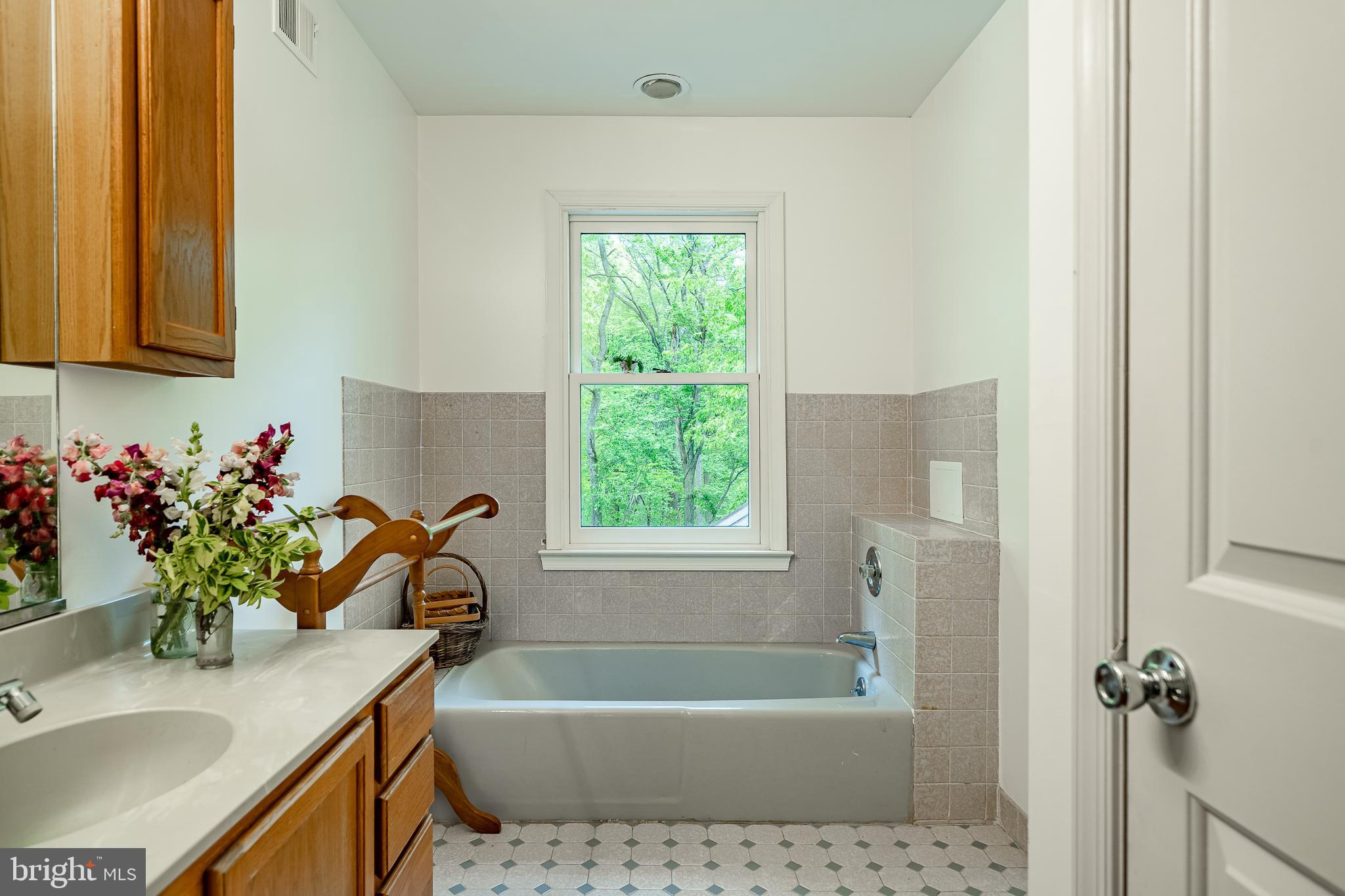 CHESHIRE HUNT - Residential