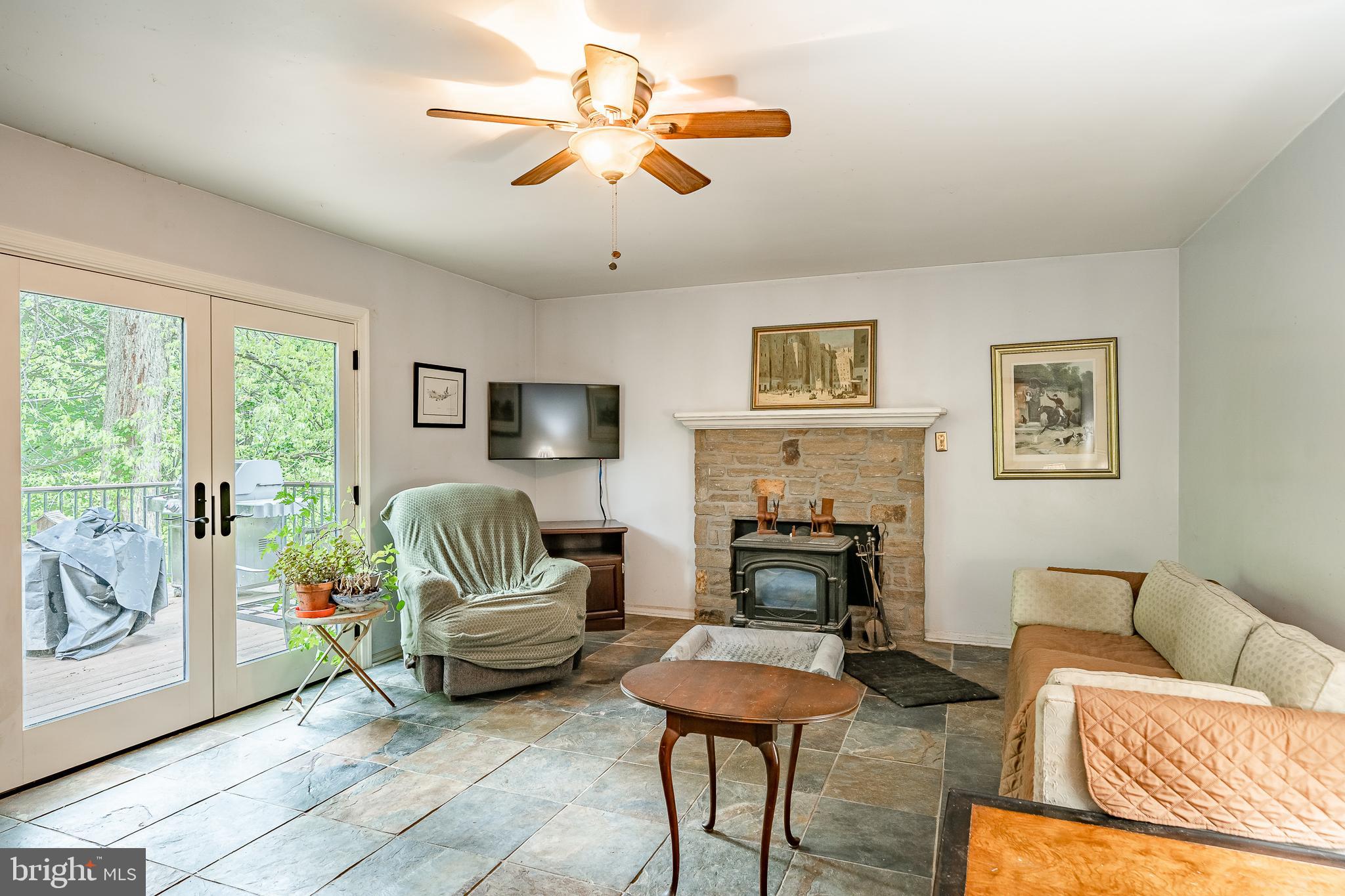 CHESHIRE HUNT - Residential