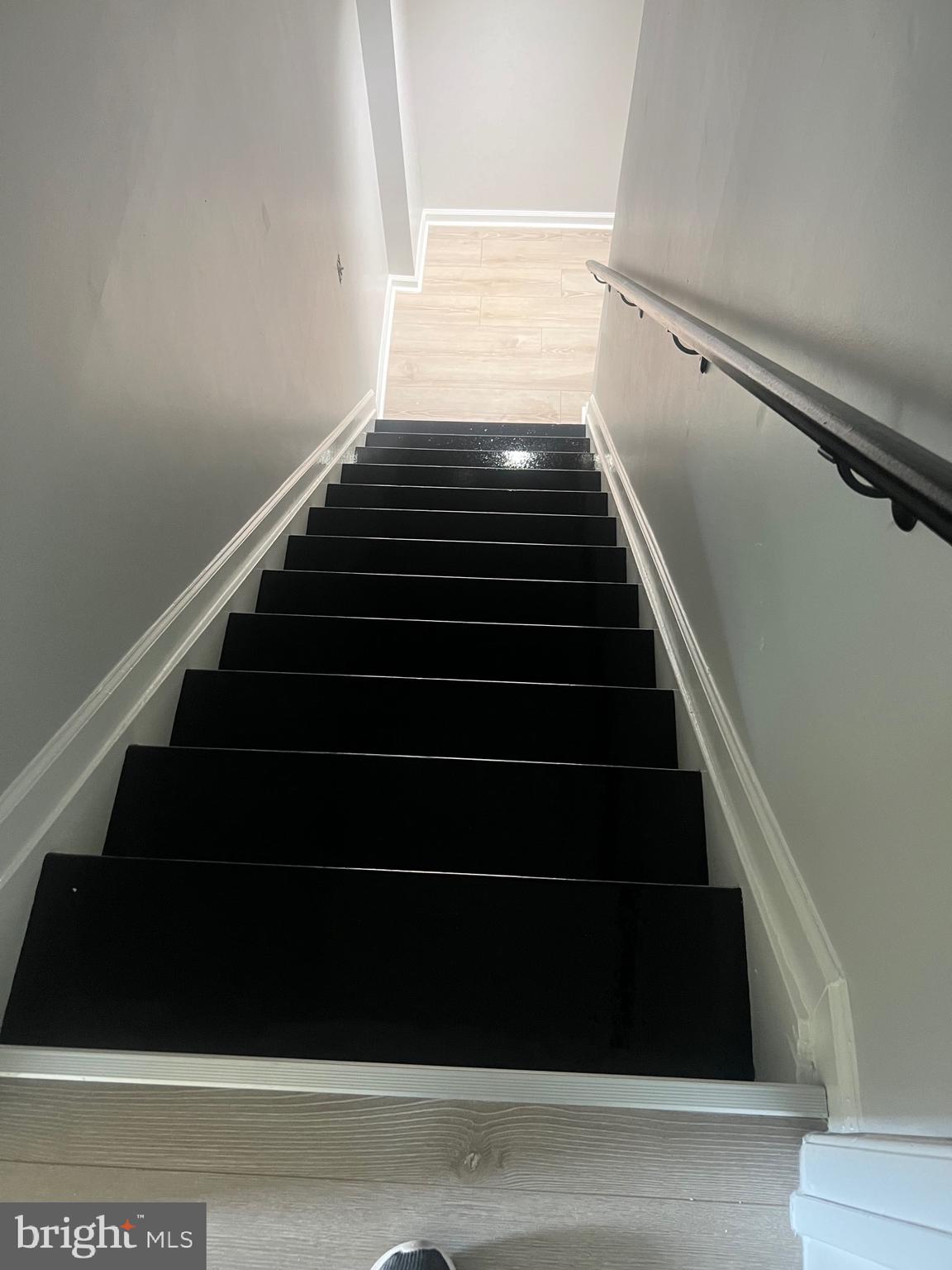 CEDAR RUN - Residential Lease