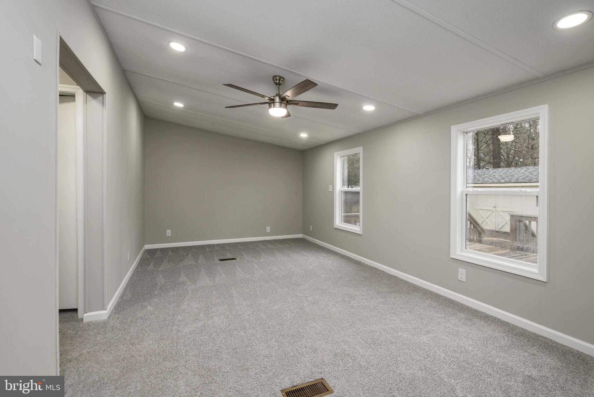 CAPTAINS GRANT - Residential