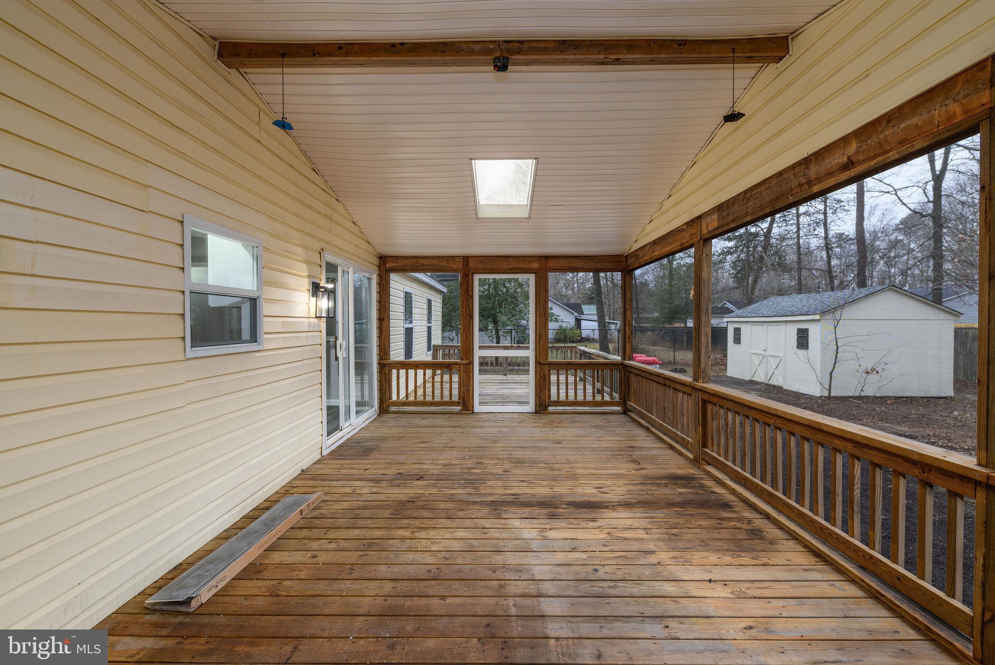 CAPTAINS GRANT - Residential