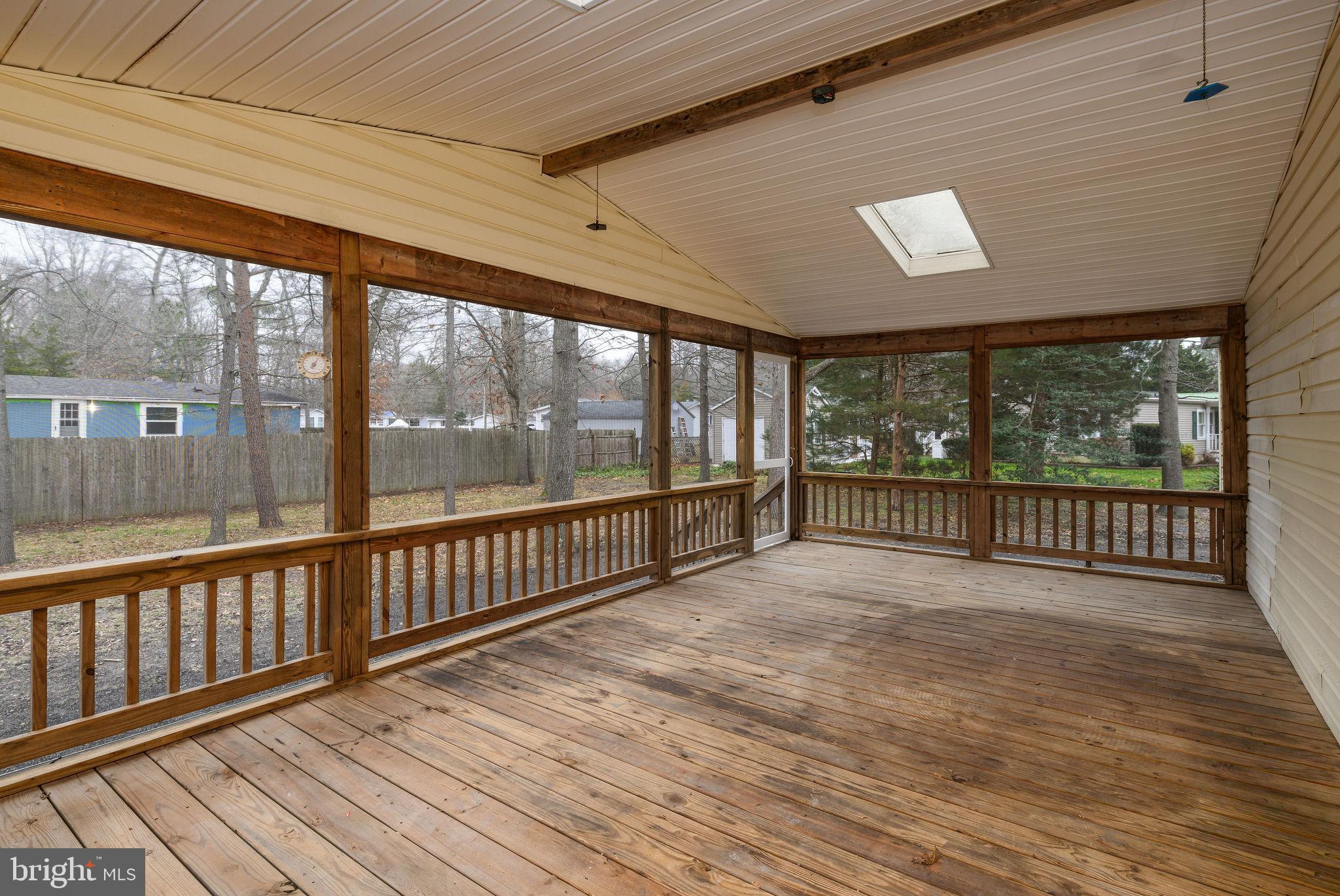 CAPTAINS GRANT - Residential