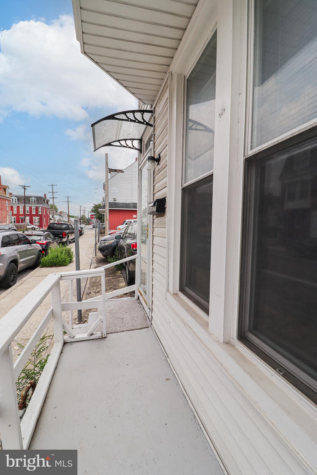 958 E PRINCESS STREET