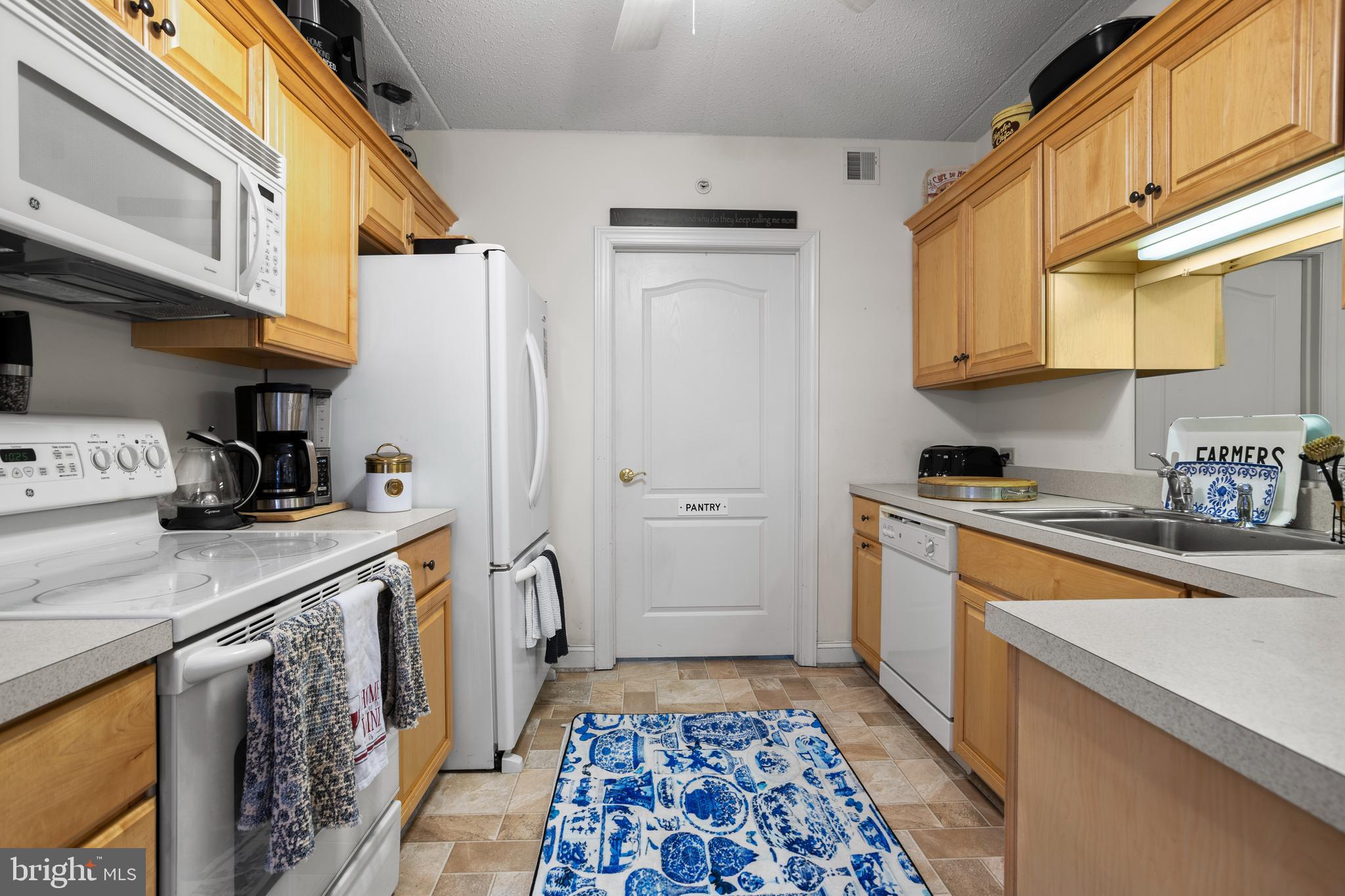 WINDSOR AT GLEN MI - Residential