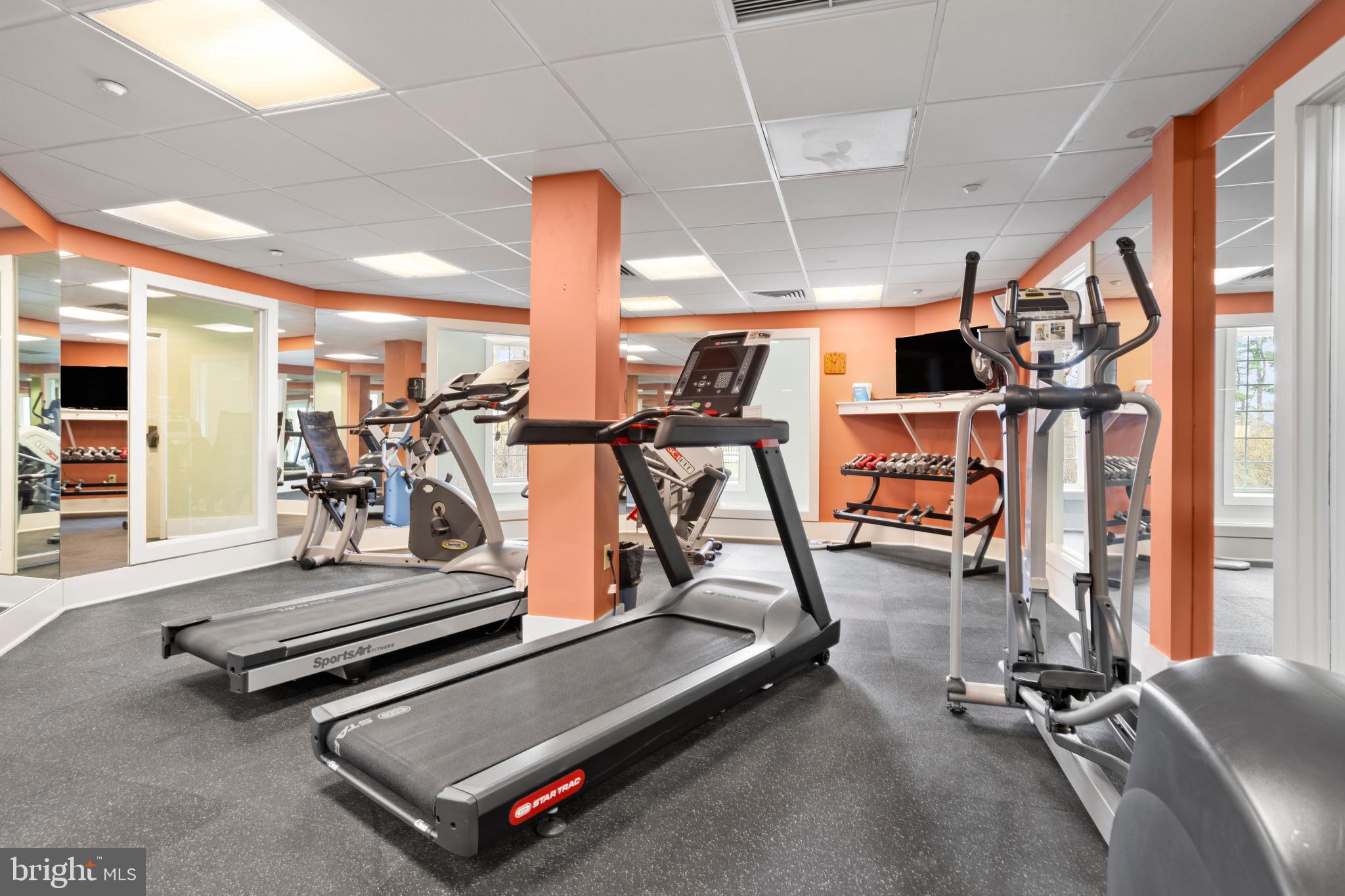 WINDSOR AT GLEN MI - Residential