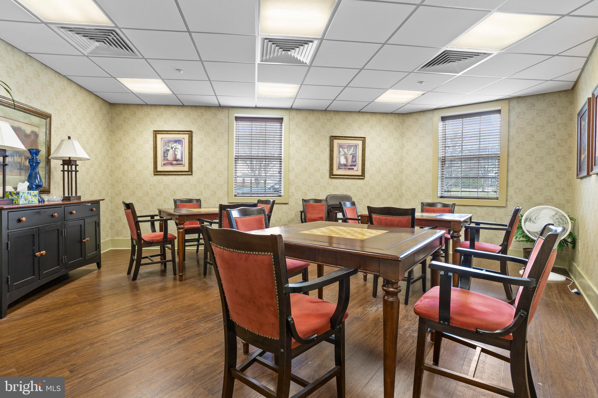 WINDSOR AT GLEN MI - Residential