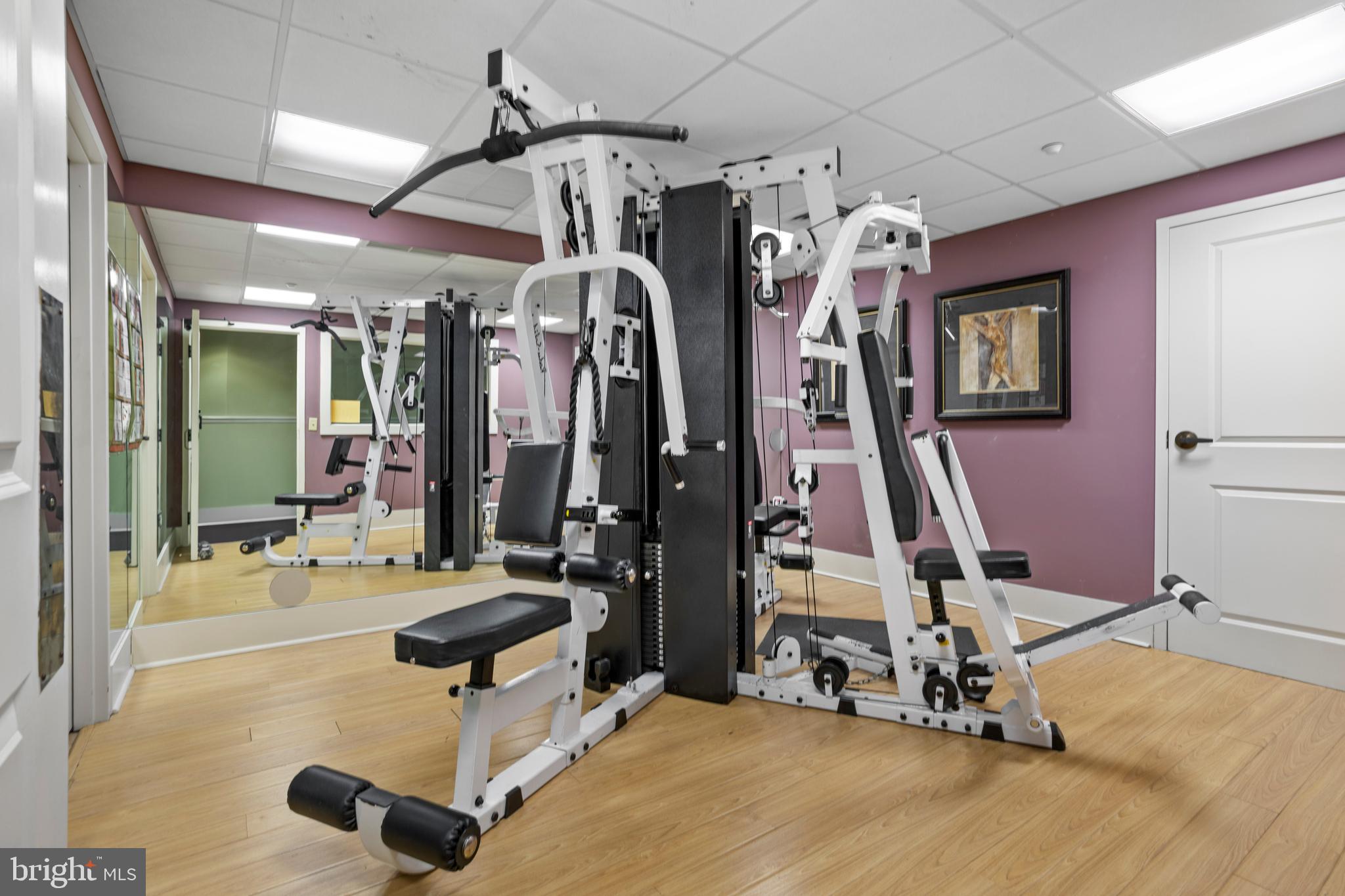 WINDSOR AT GLEN MI - Residential