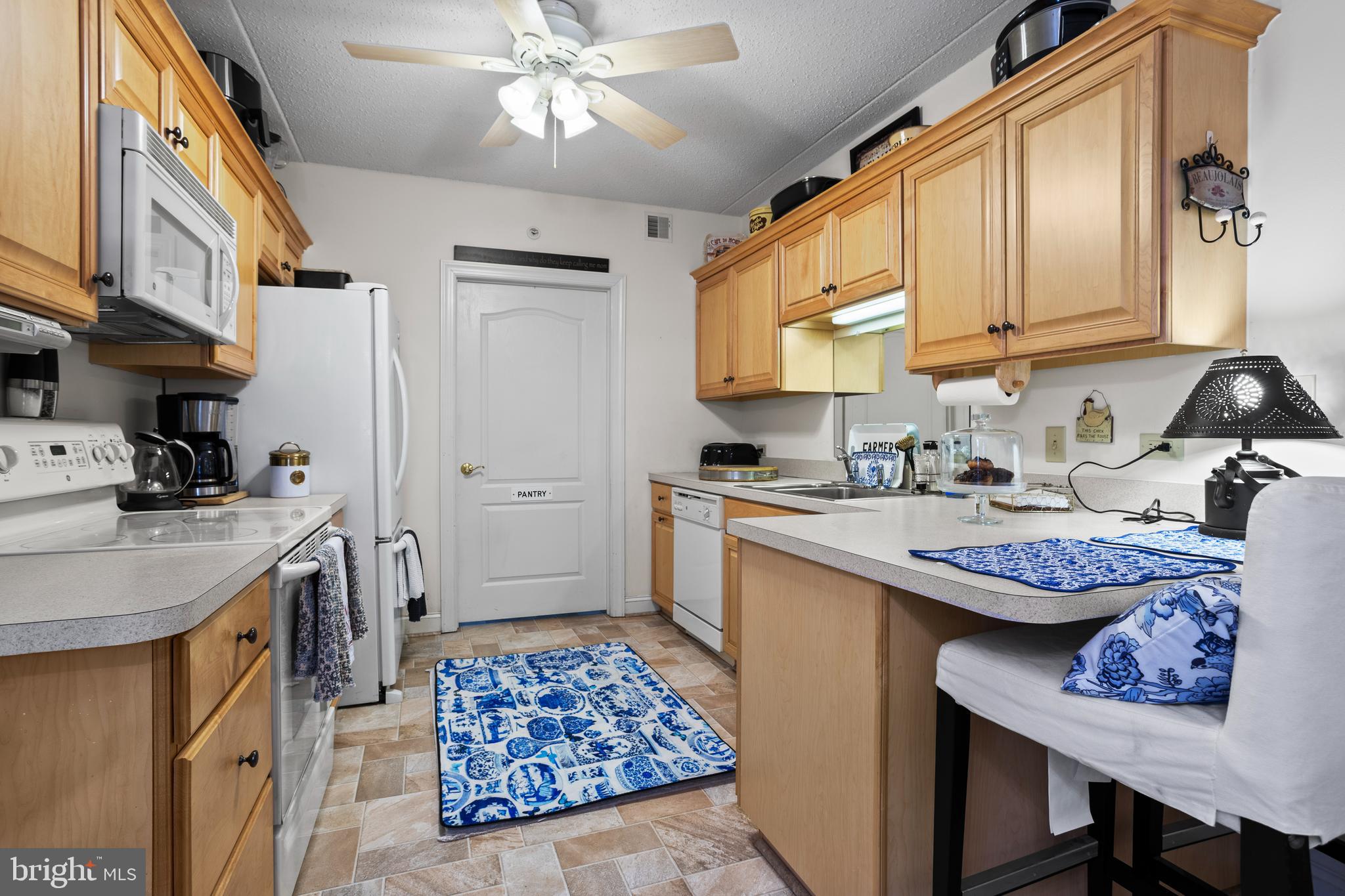 WINDSOR AT GLEN MI - Residential