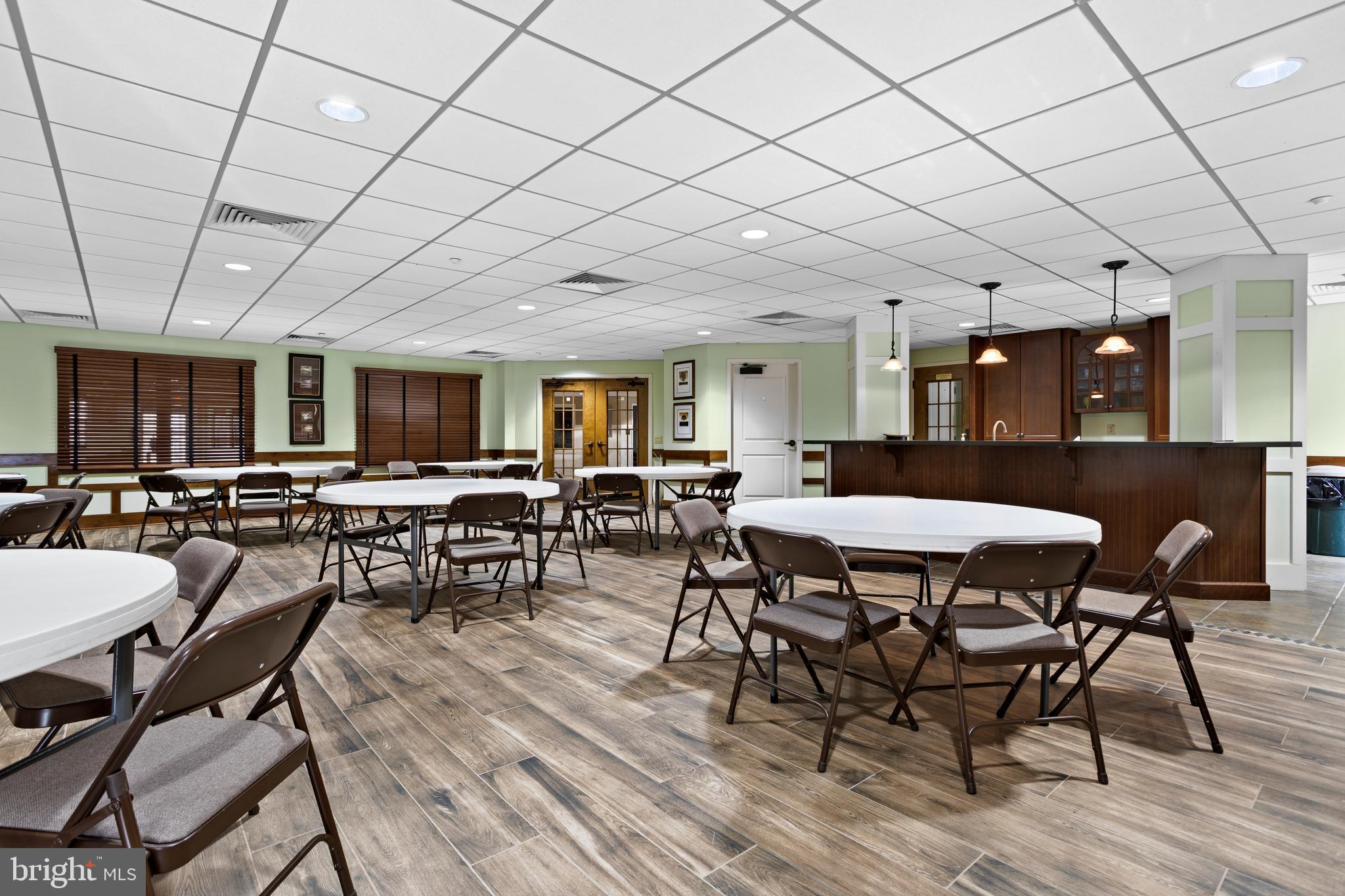 WINDSOR AT GLEN MI - Residential