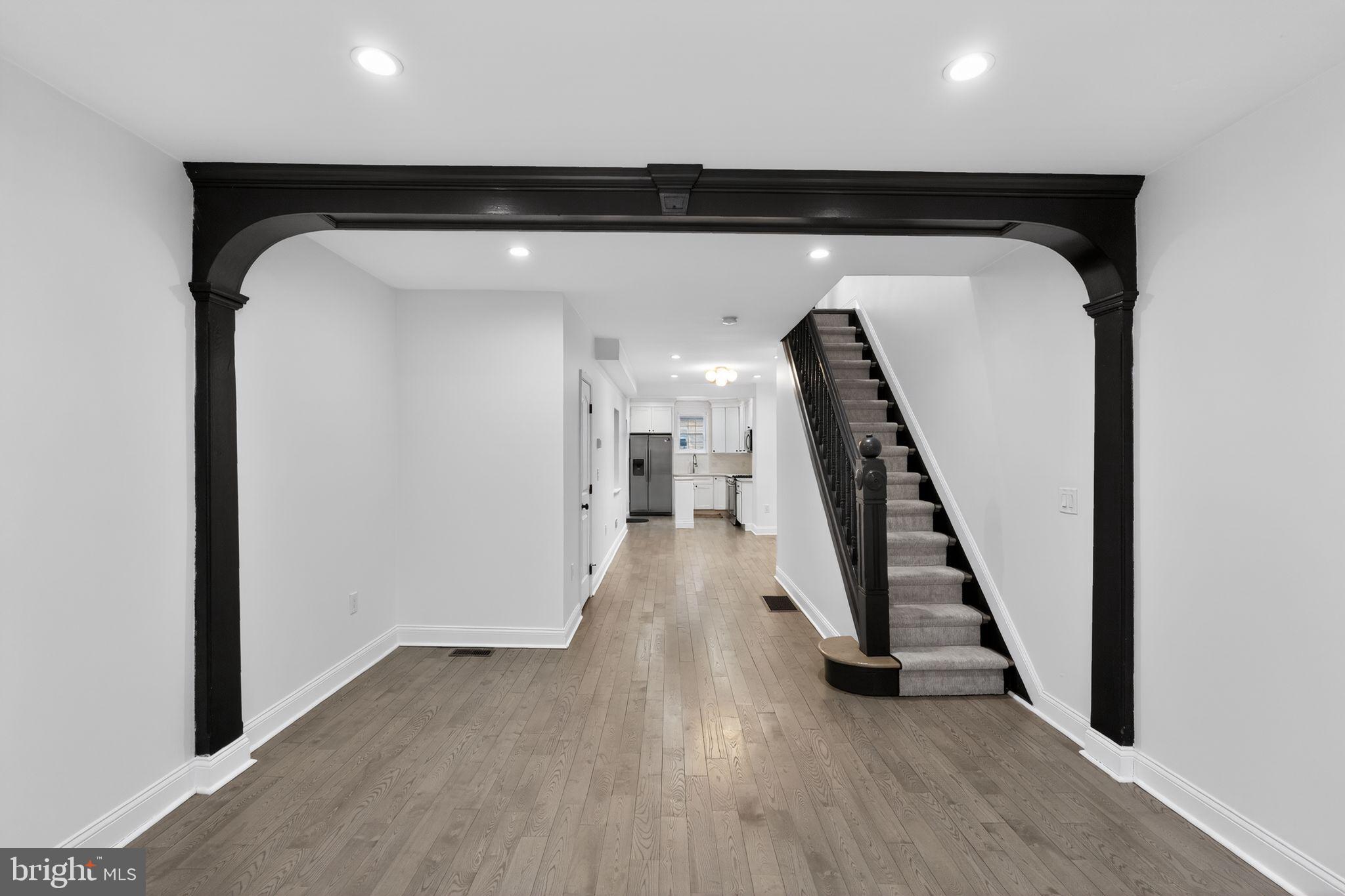 PORT RICHMOND - Residential