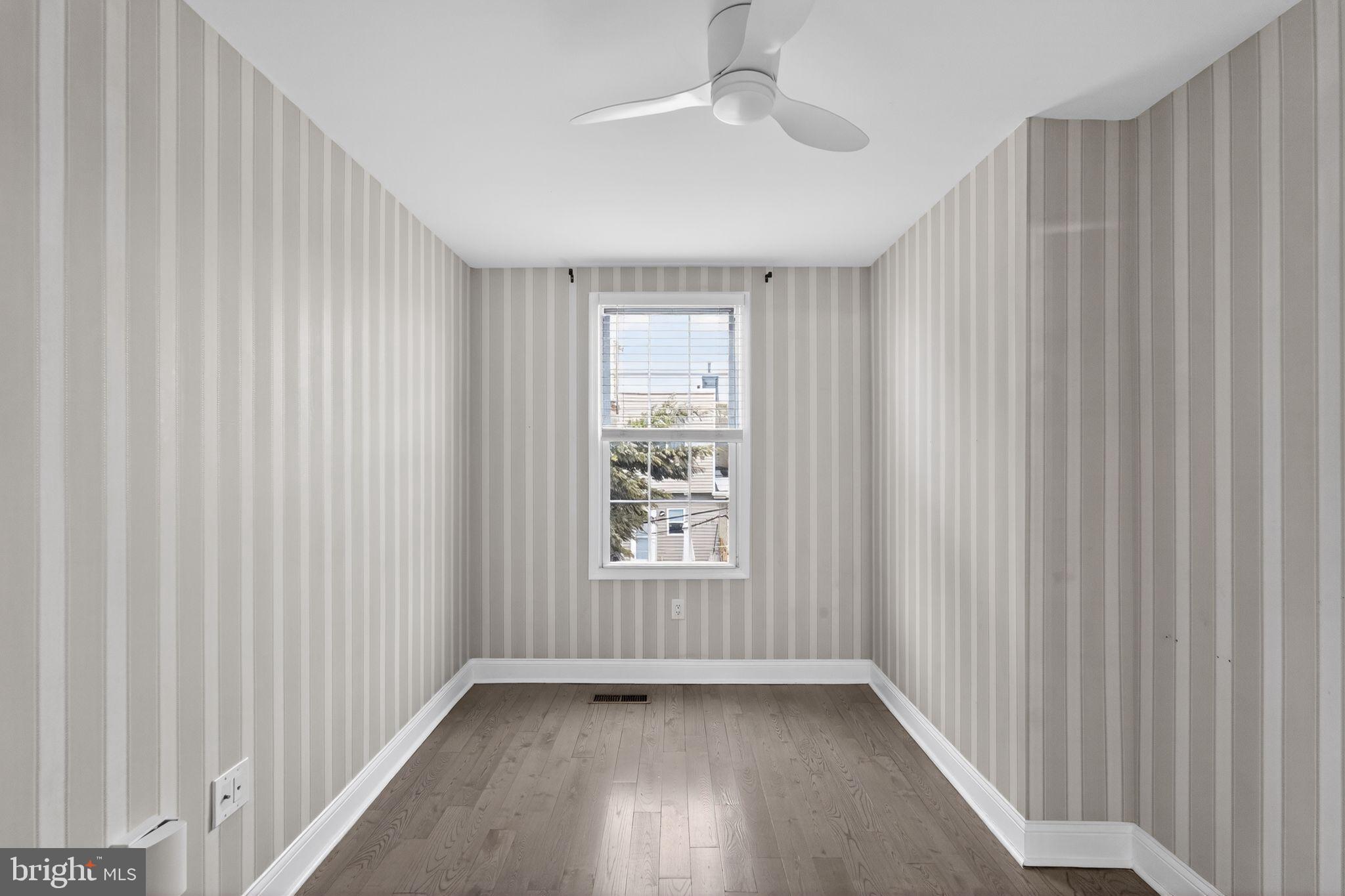 PORT RICHMOND - Residential