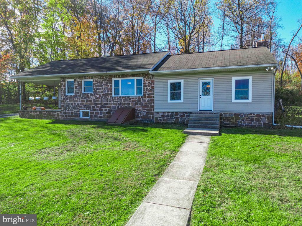 Photo of 675 S Ridge Road, DENVER, PA 17517 (MLS # PALA2080064)