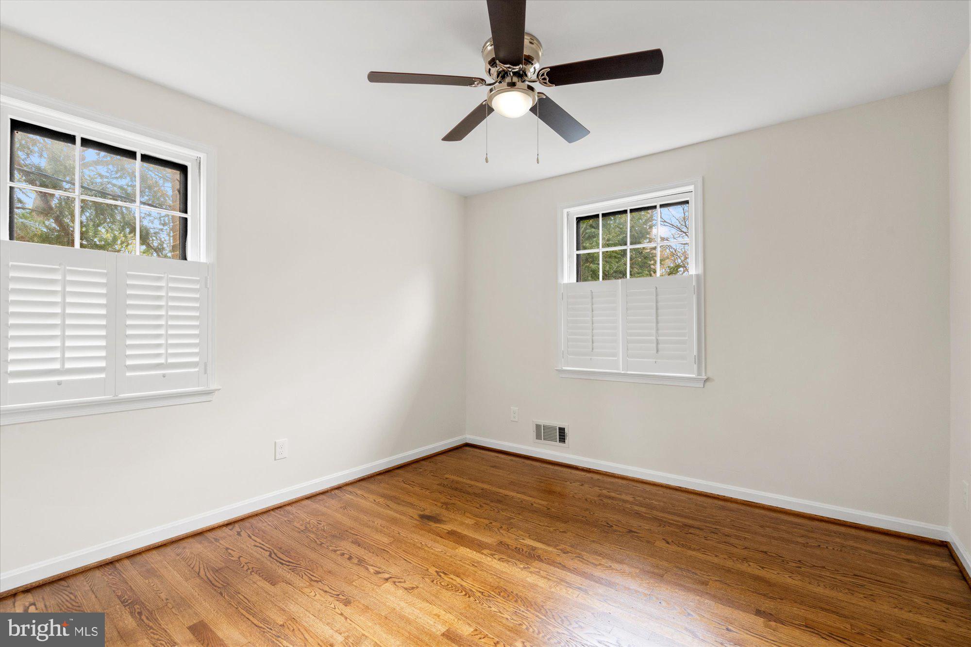 WILLOW WOODS - Residential