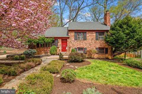 8914 MORELAND LANE ANNANDALE VA 22003