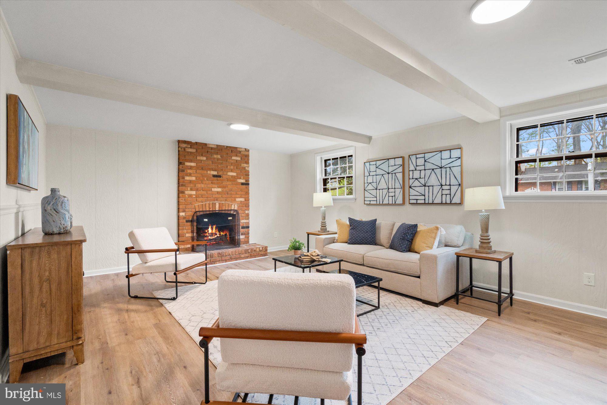 WILLOW WOODS - Residential