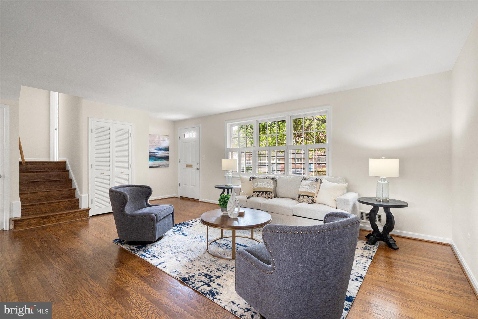 WILLOW WOODS - Residential