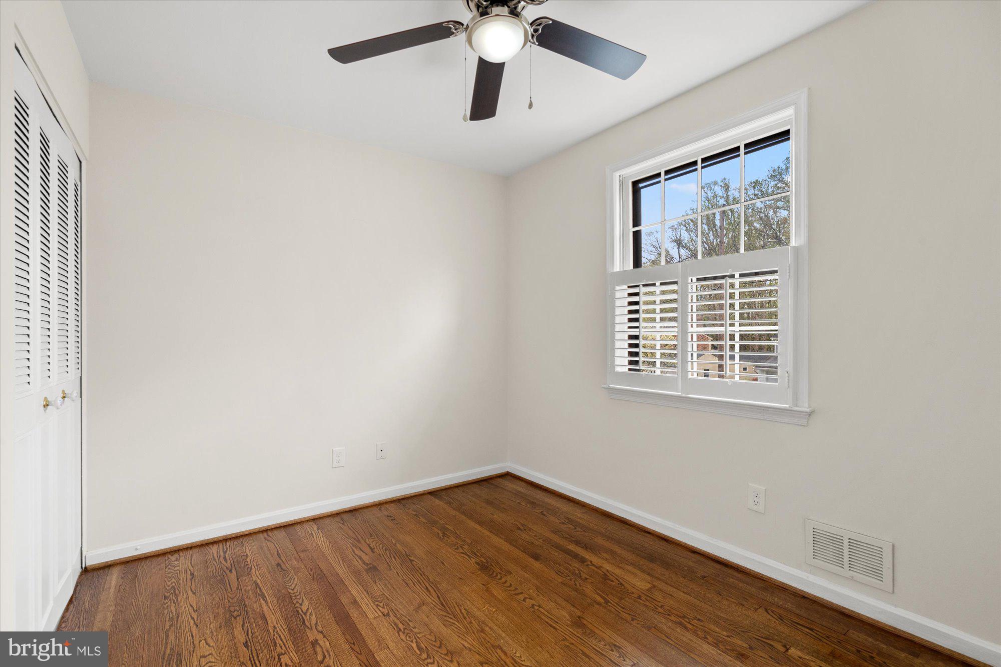 WILLOW WOODS - Residential