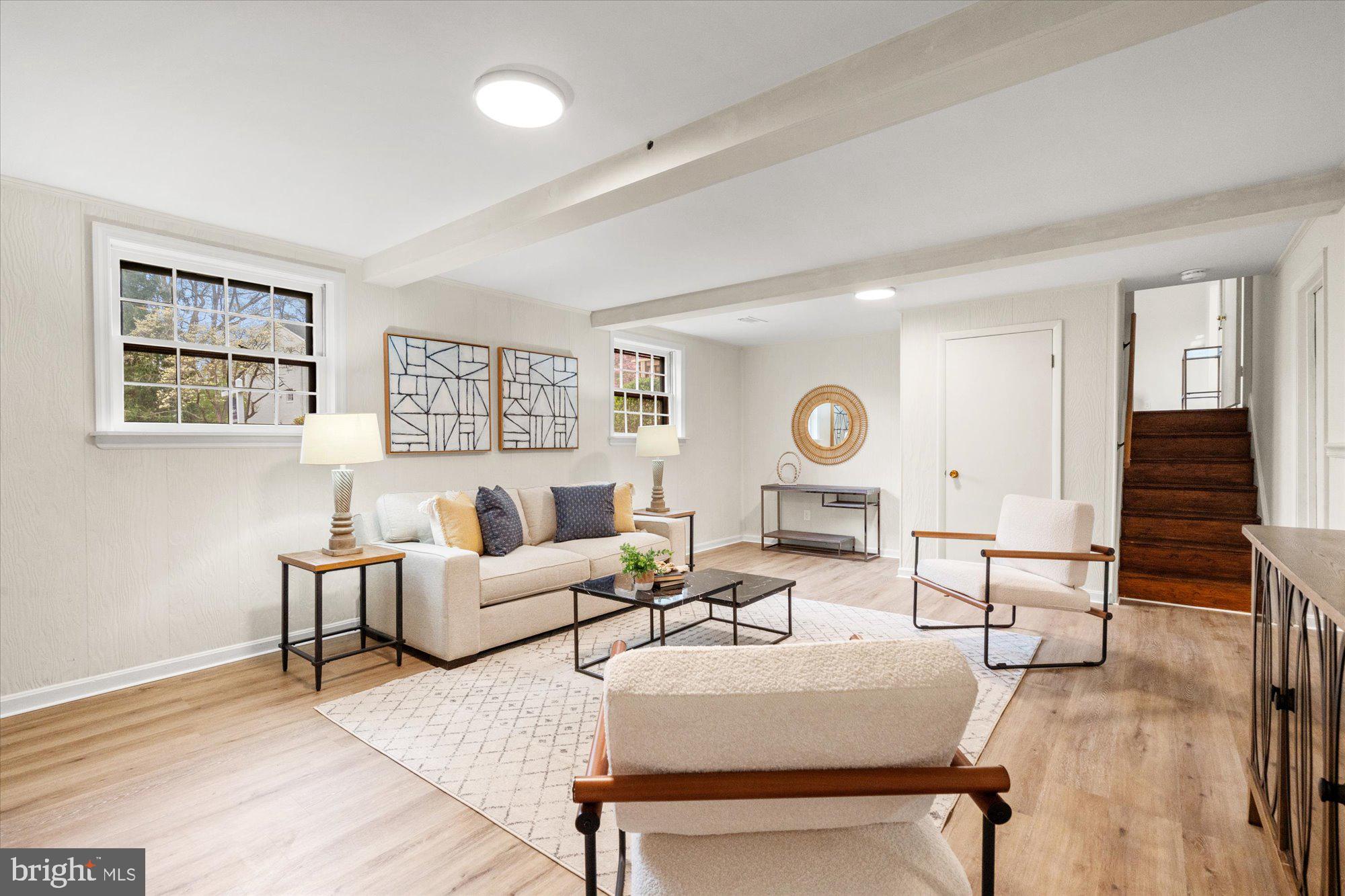 WILLOW WOODS - Residential