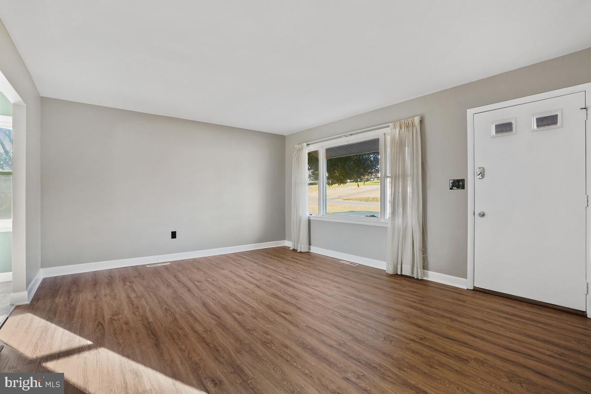 12316 FOUNTAIN DRIVE