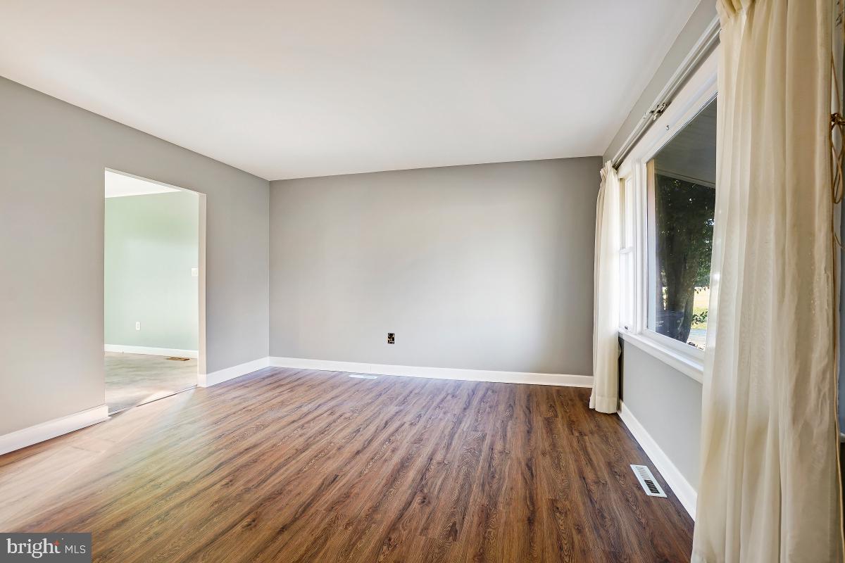 12316 FOUNTAIN DRIVE