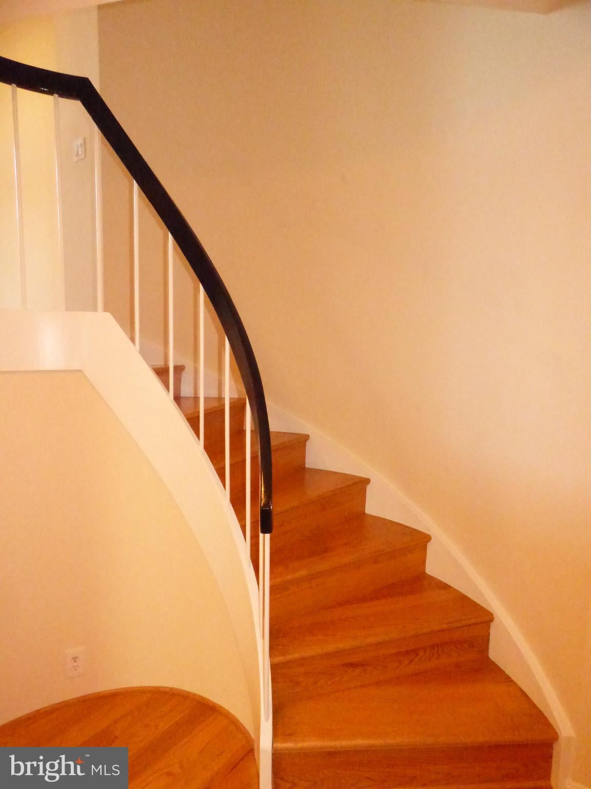 1401 N OAK STREET G-4