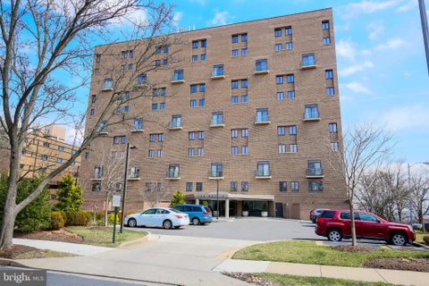Condo For Rent - 1401 N Oak Street #G-4<br/> Arlington County, ARLINGTON, VA 22209