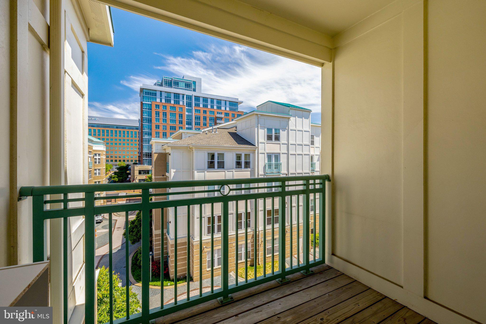 MARKET STREET AT TOWN CENTER - Residential