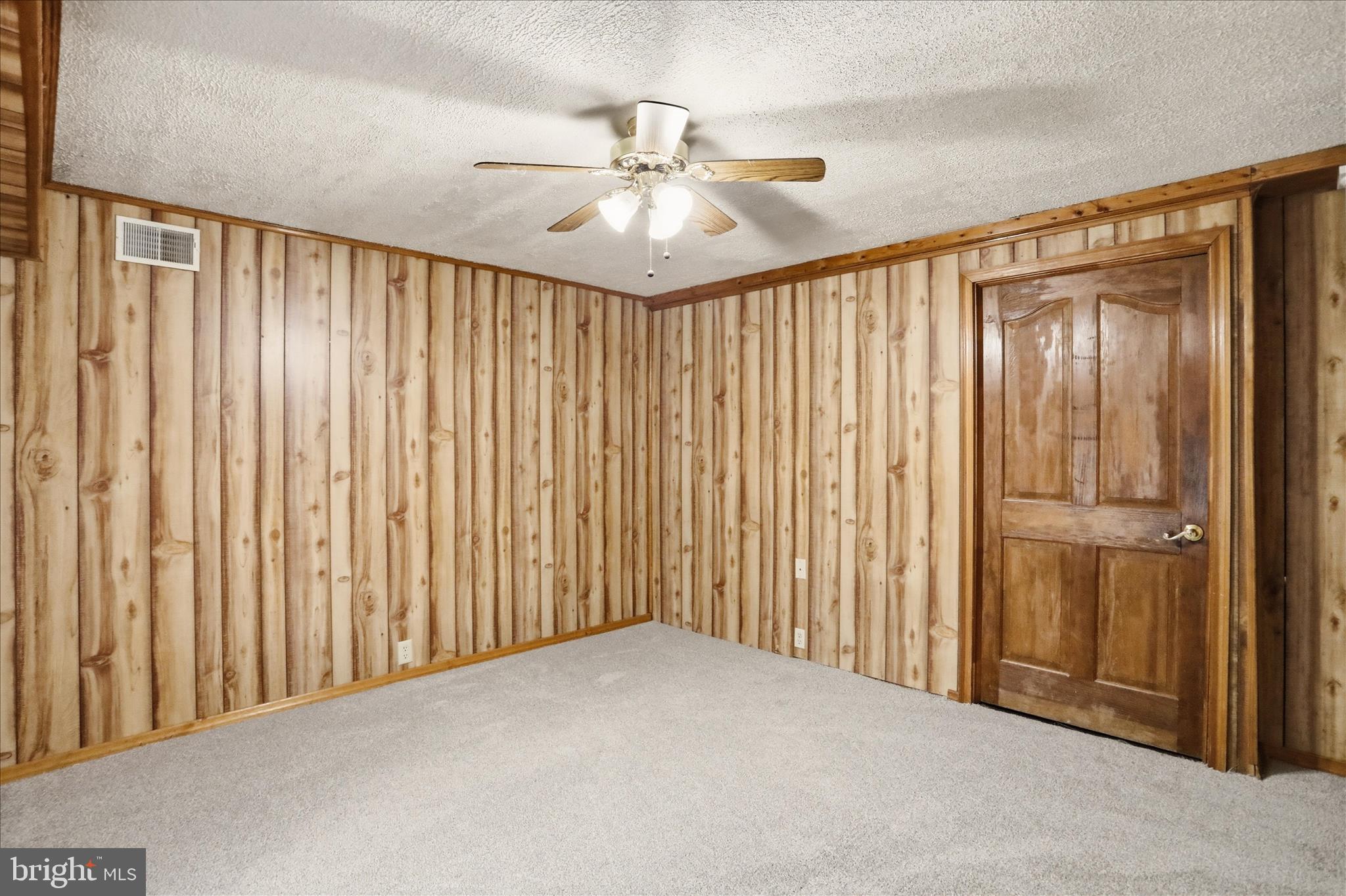 CUT OFF ROAD - Residential