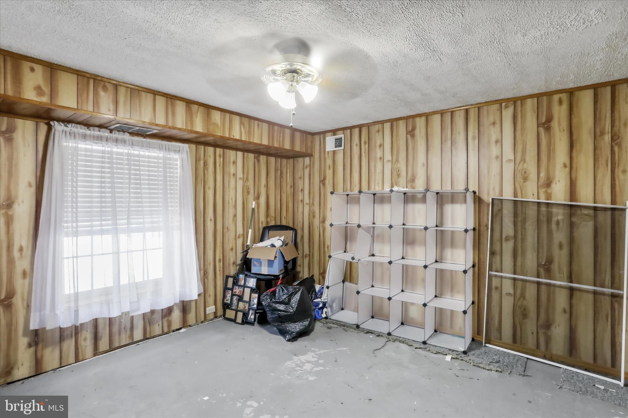 CUT OFF ROAD - Residential