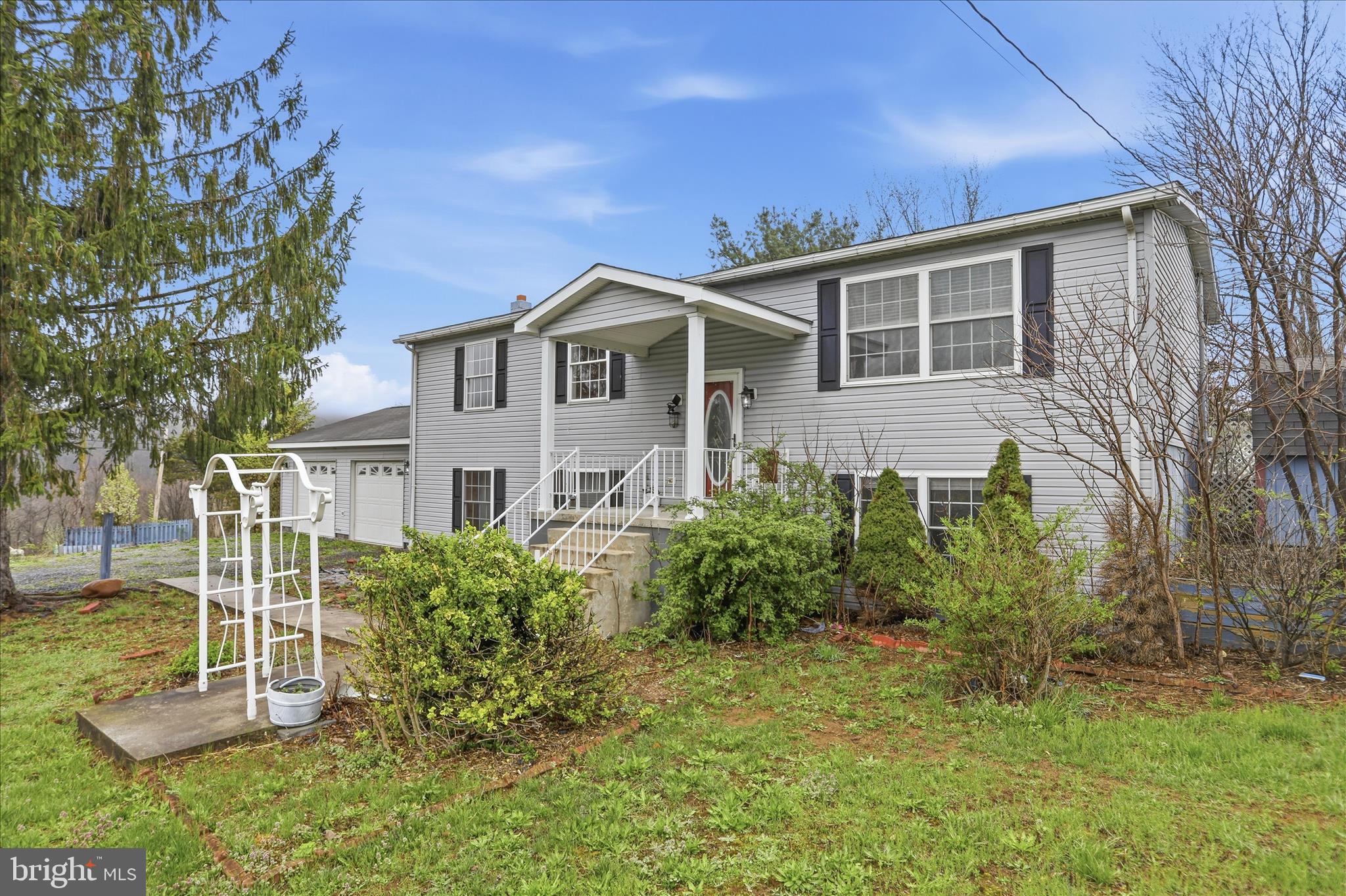 CUT OFF ROAD - Residential