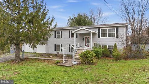 Homes For Sale - 1925 Cut Off Road<br/> KEYSER, WV 26726