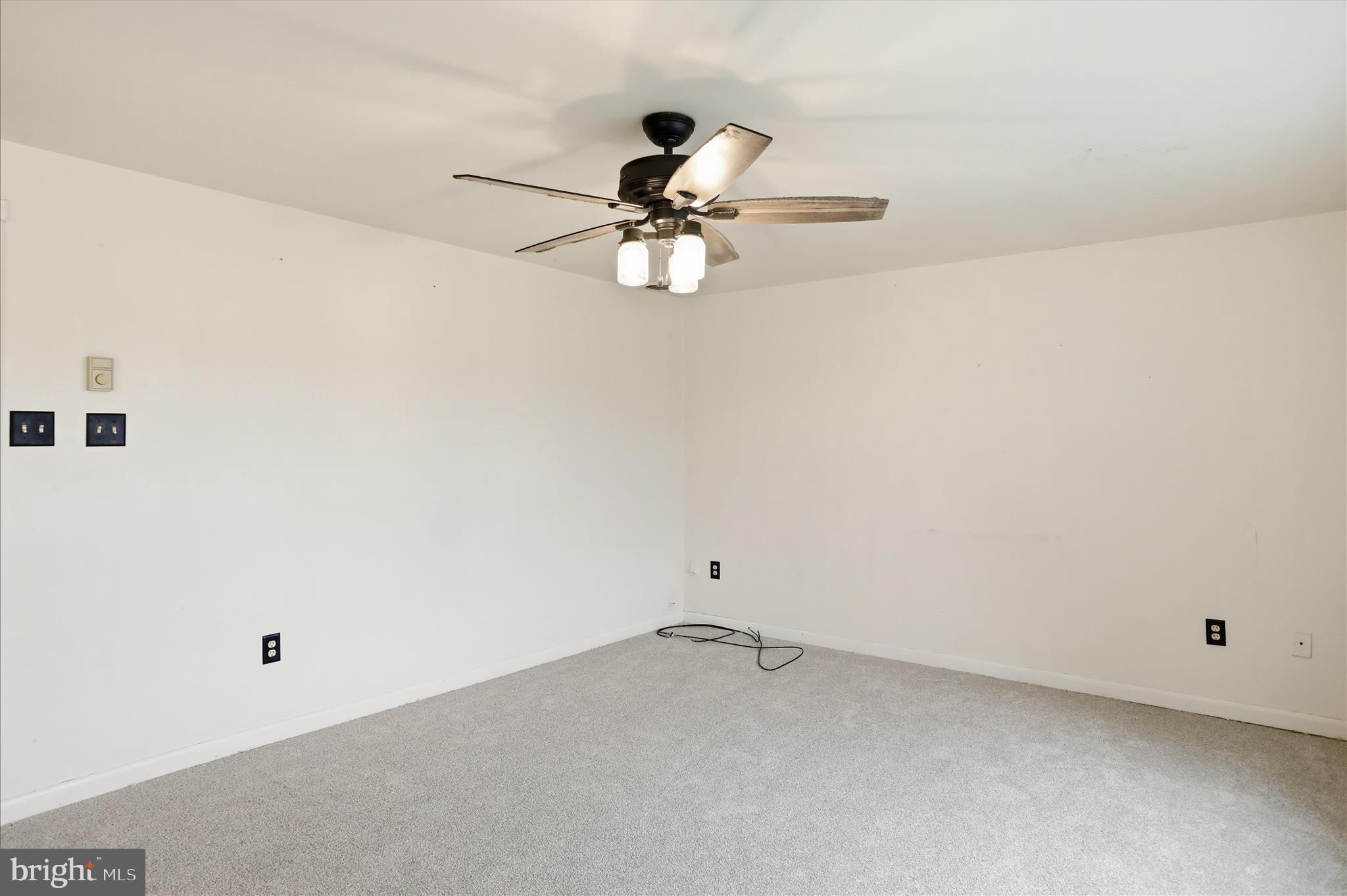 CUT OFF ROAD - Residential