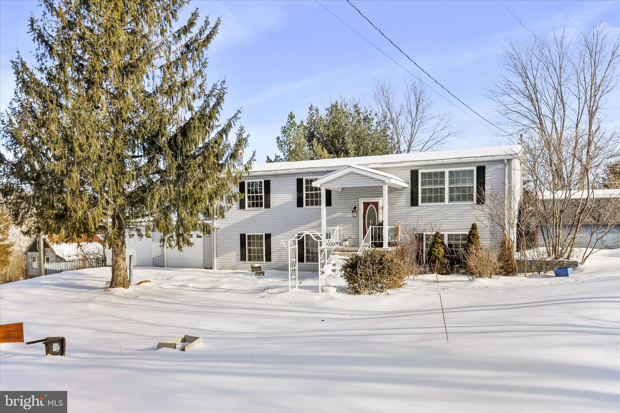 CUT OFF ROAD - Residential