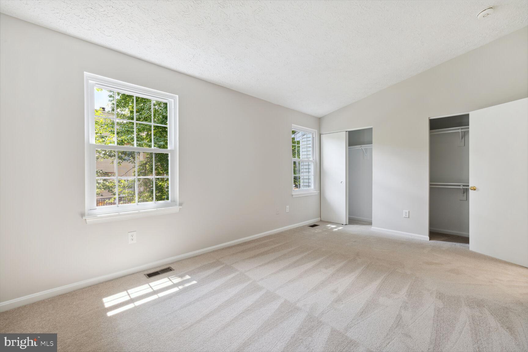 FERNSHIRE FARMS - Residential