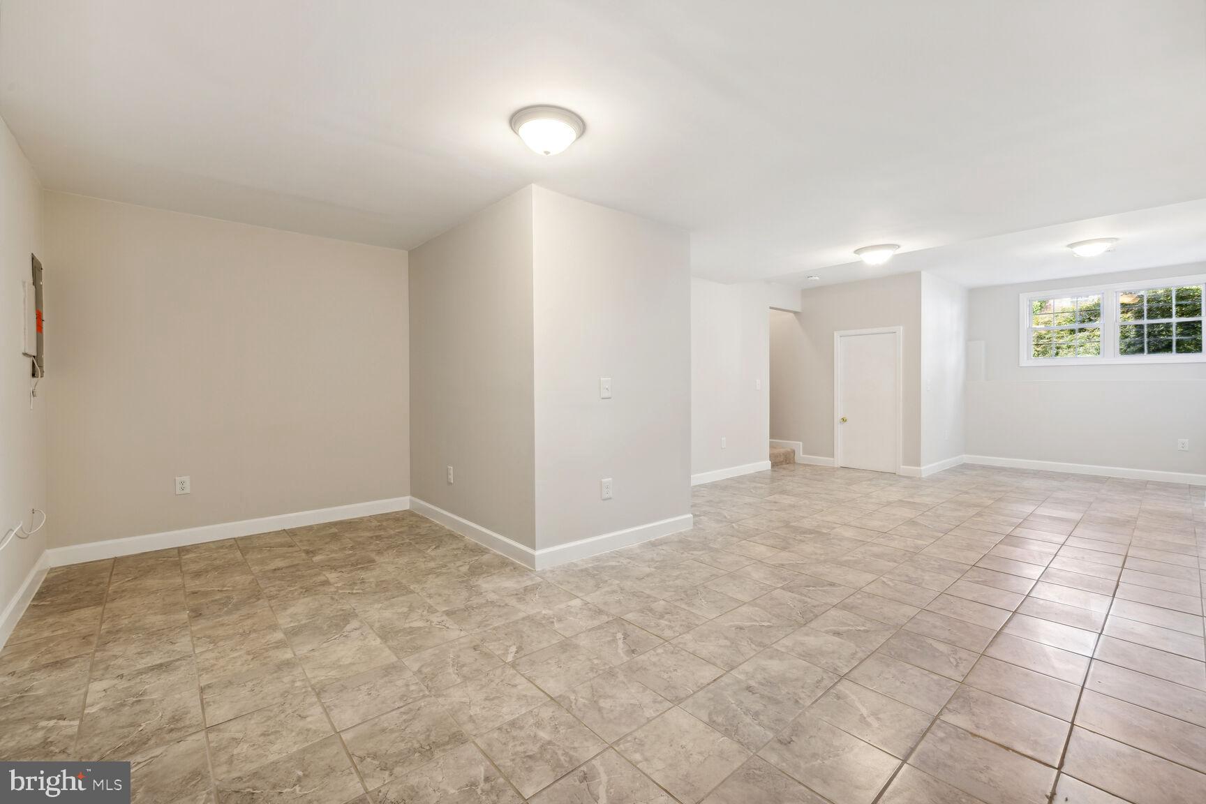 FERNSHIRE FARMS - Residential