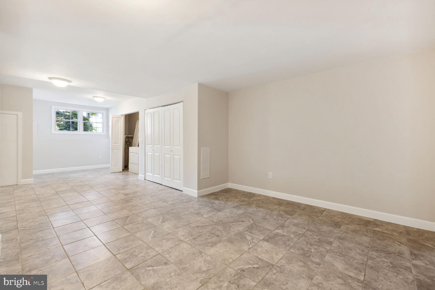 FERNSHIRE FARMS - Residential