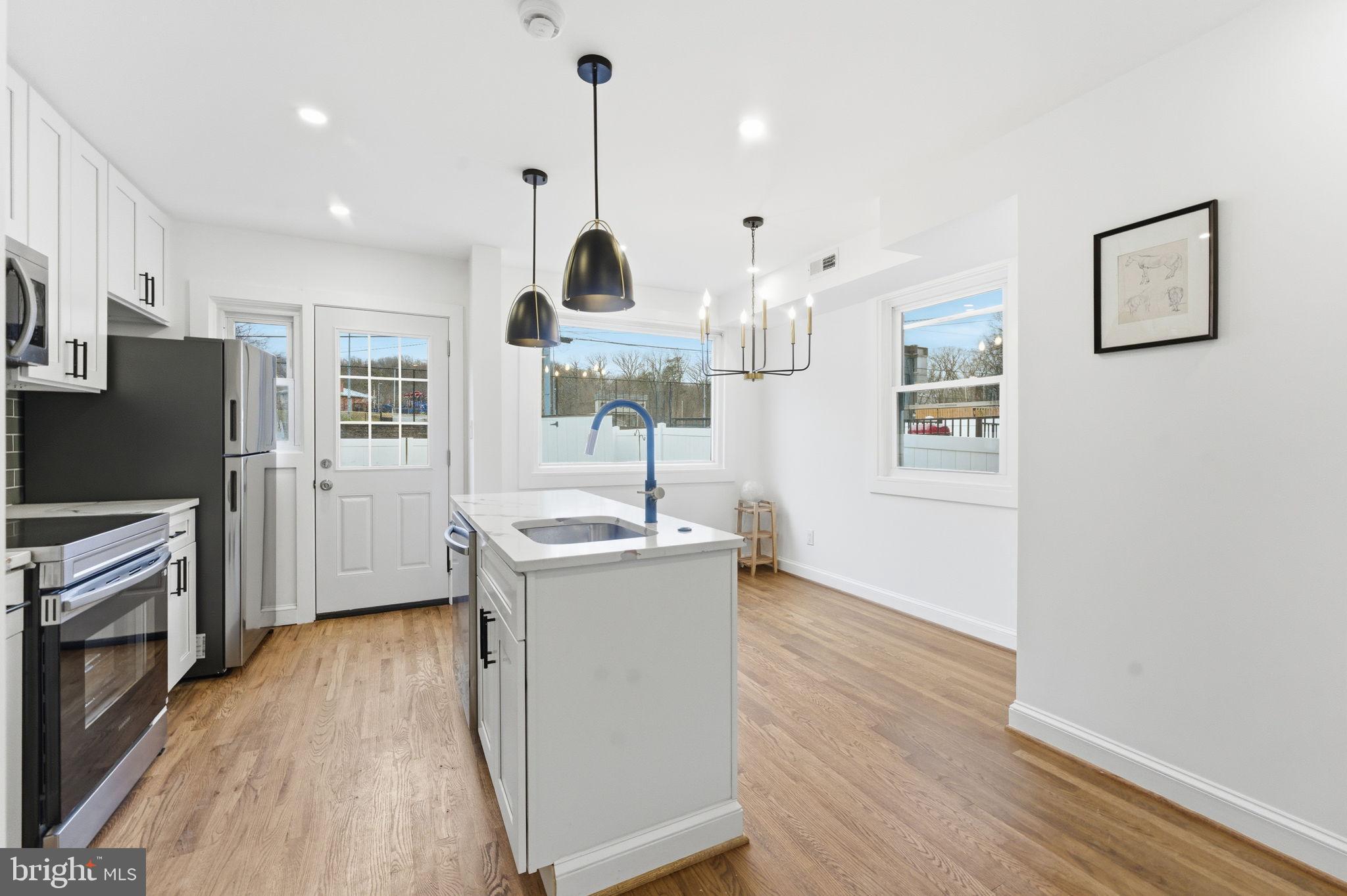 4243 HILDRETH STREET SE