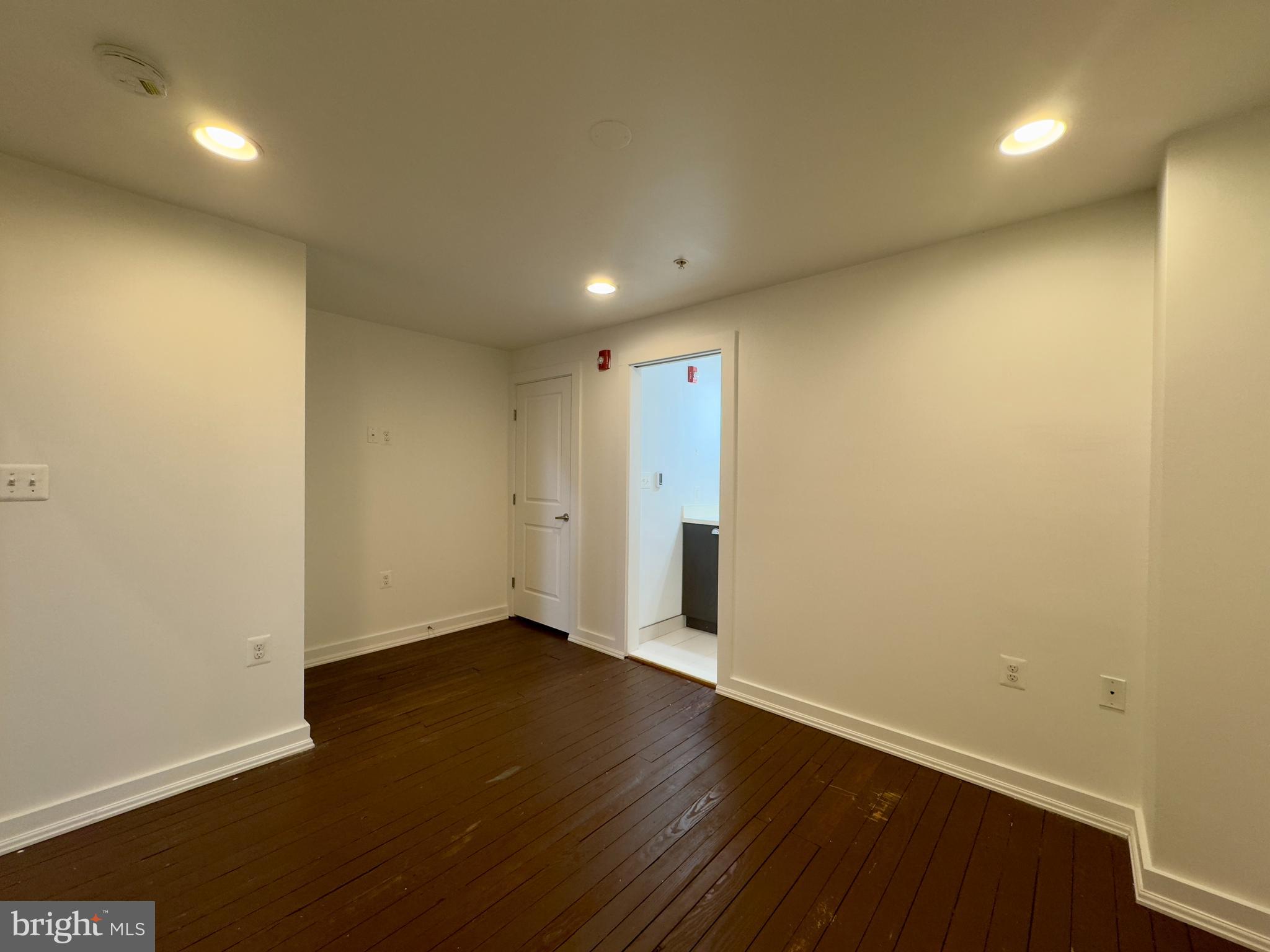 RIDGELY'S DELIGHT - Residential Lease