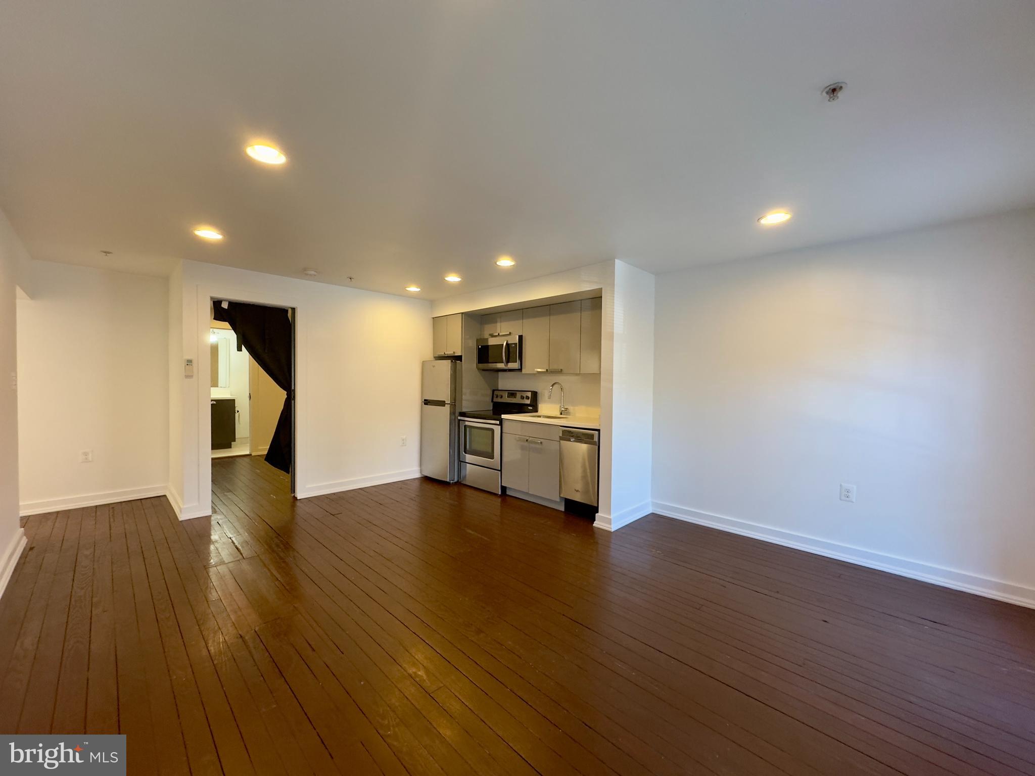 RIDGELY'S DELIGHT - Residential Lease