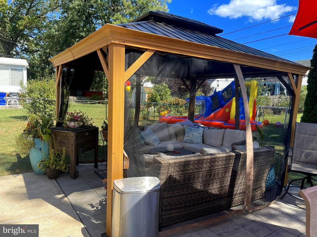 Photo of 810 N Washington Street, POTTSTOWN, PA 19464 (MLS # PAMC2163942)