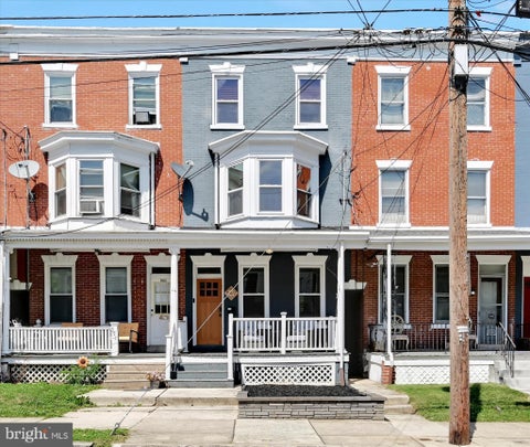 Townhouse For Sale - 549 N Plum Street<br/> LANCASTER, PA 17602