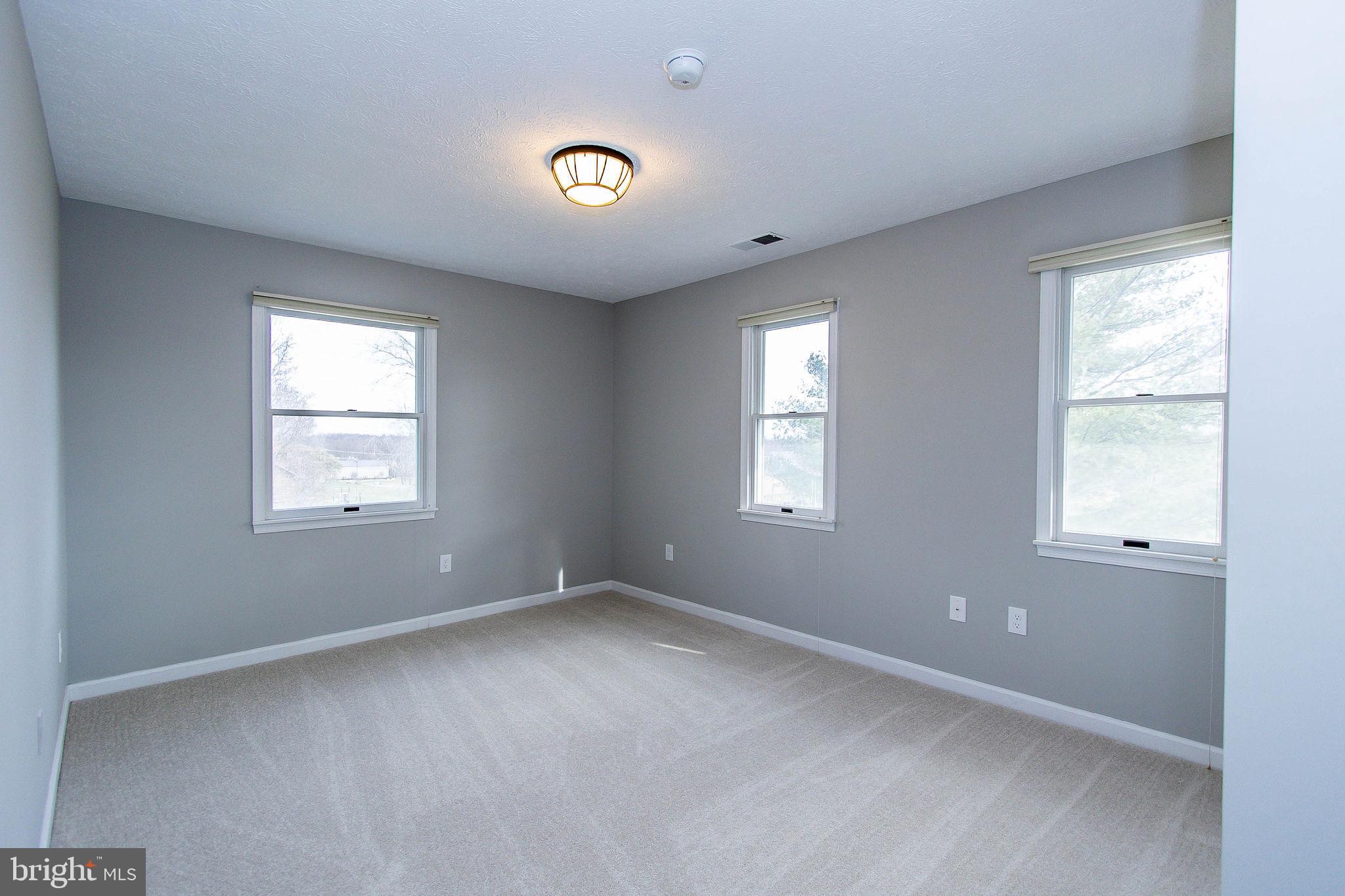 NOLLVILLE MANOR - Residential