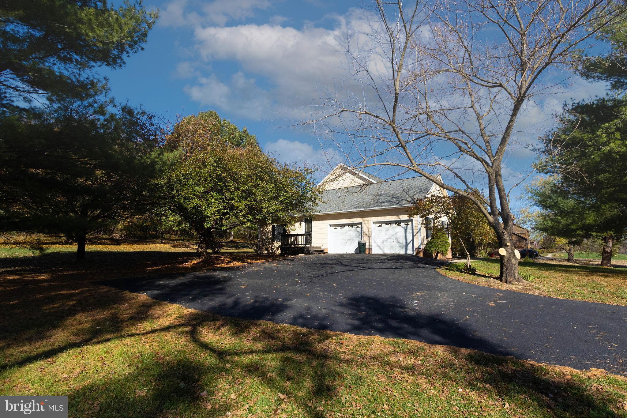 NOLLVILLE MANOR - Residential