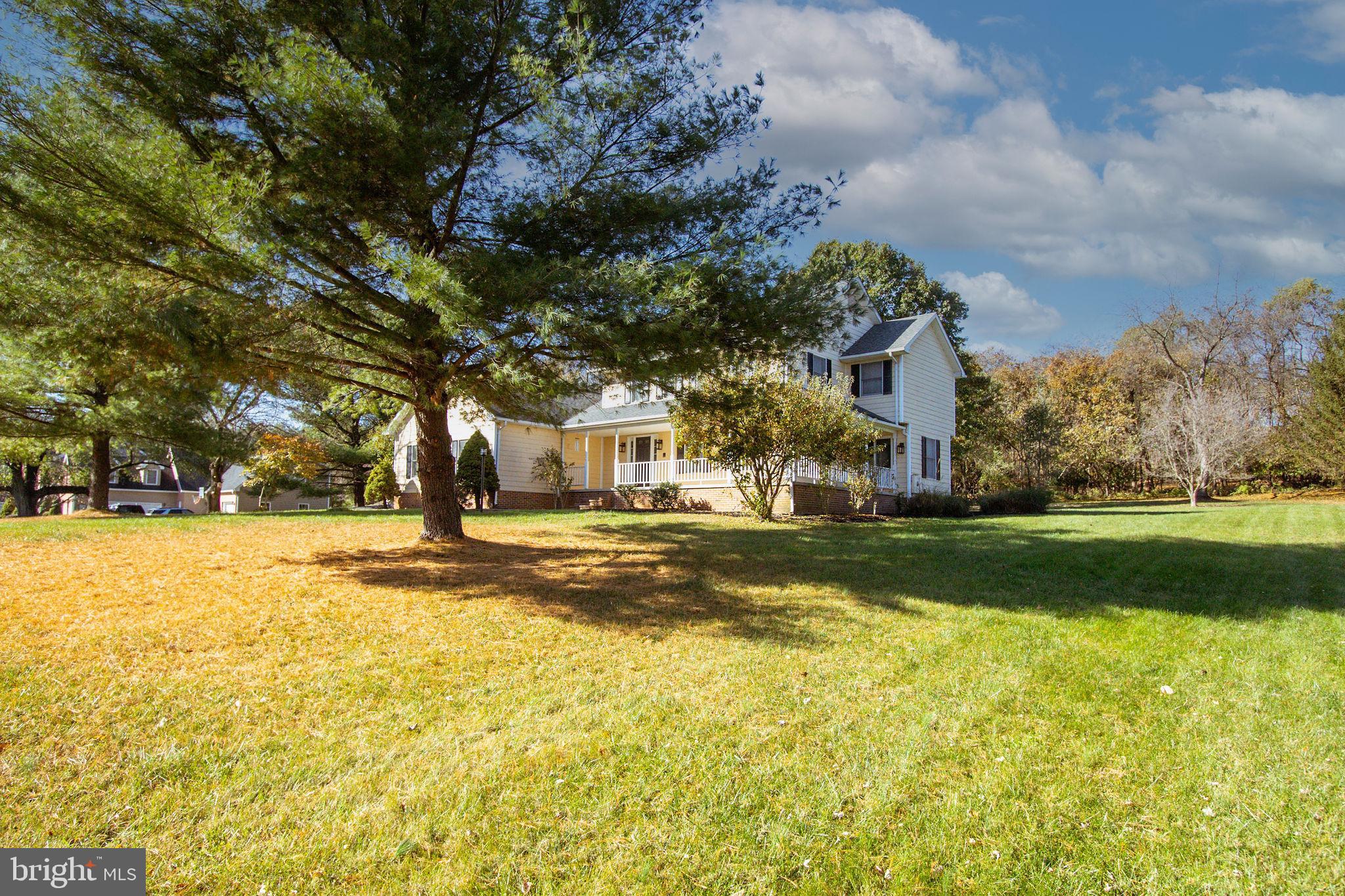 NOLLVILLE MANOR - Residential